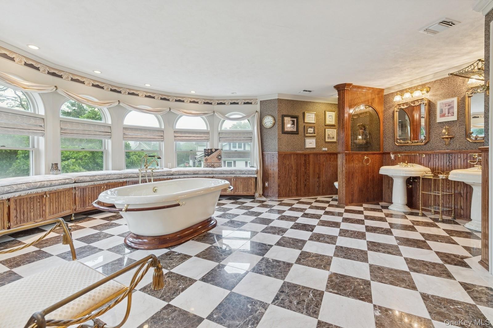 80 Soundview Drive, Rocky Point, NY 11778