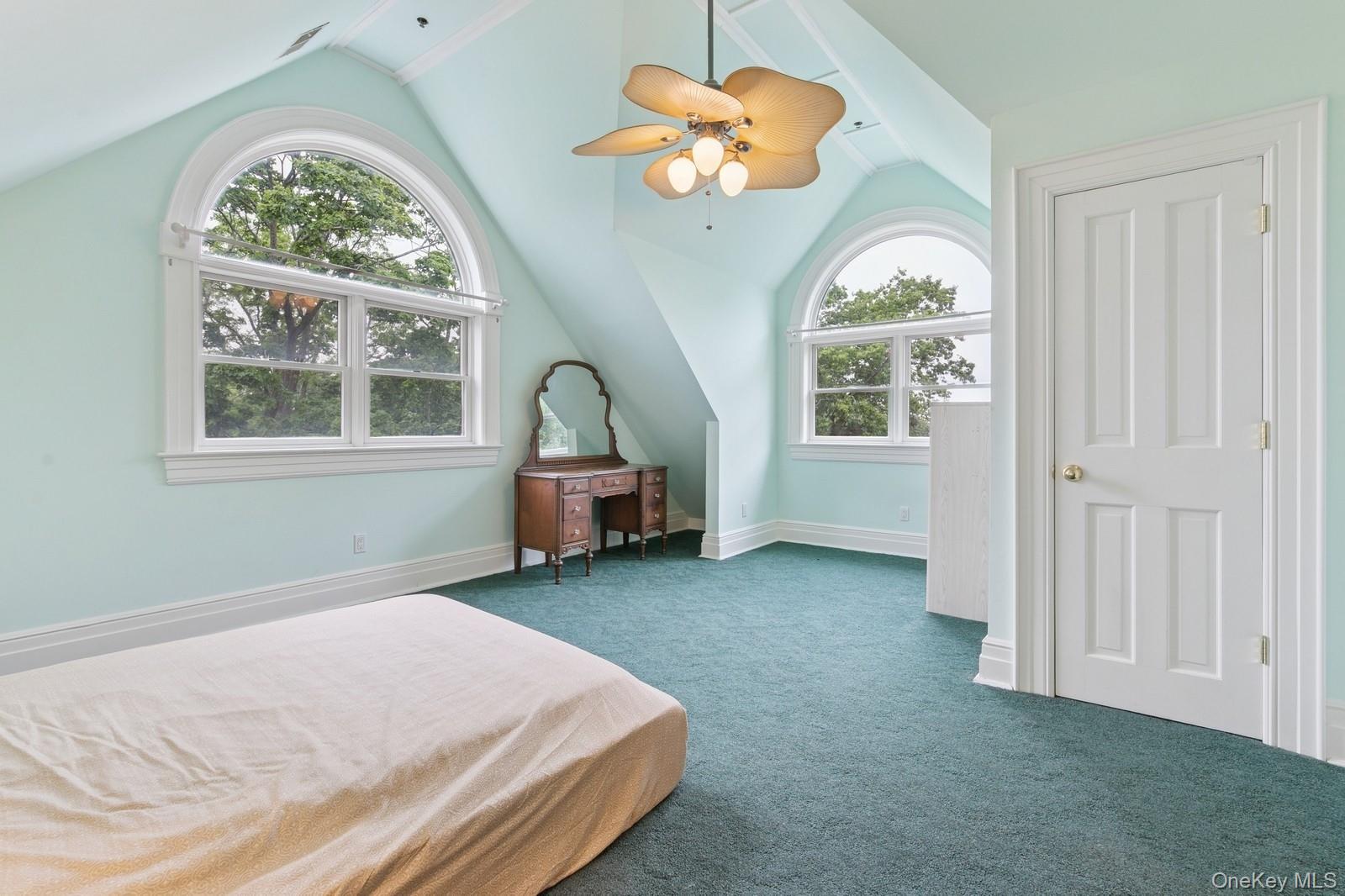 80 Soundview Drive, Rocky Point, NY 11778