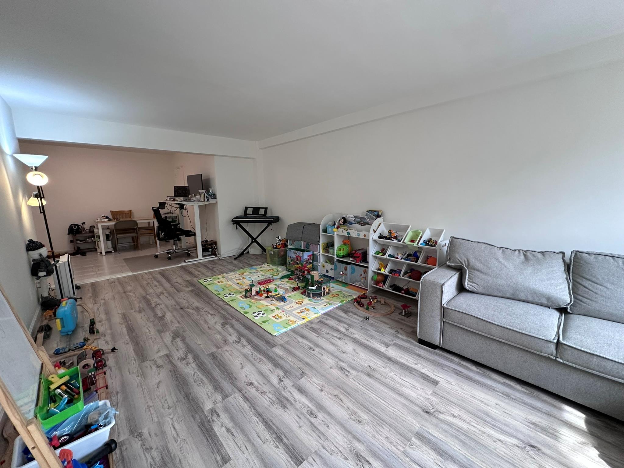 209-15 18 Avenue # 2A, Bayside, NY 11360