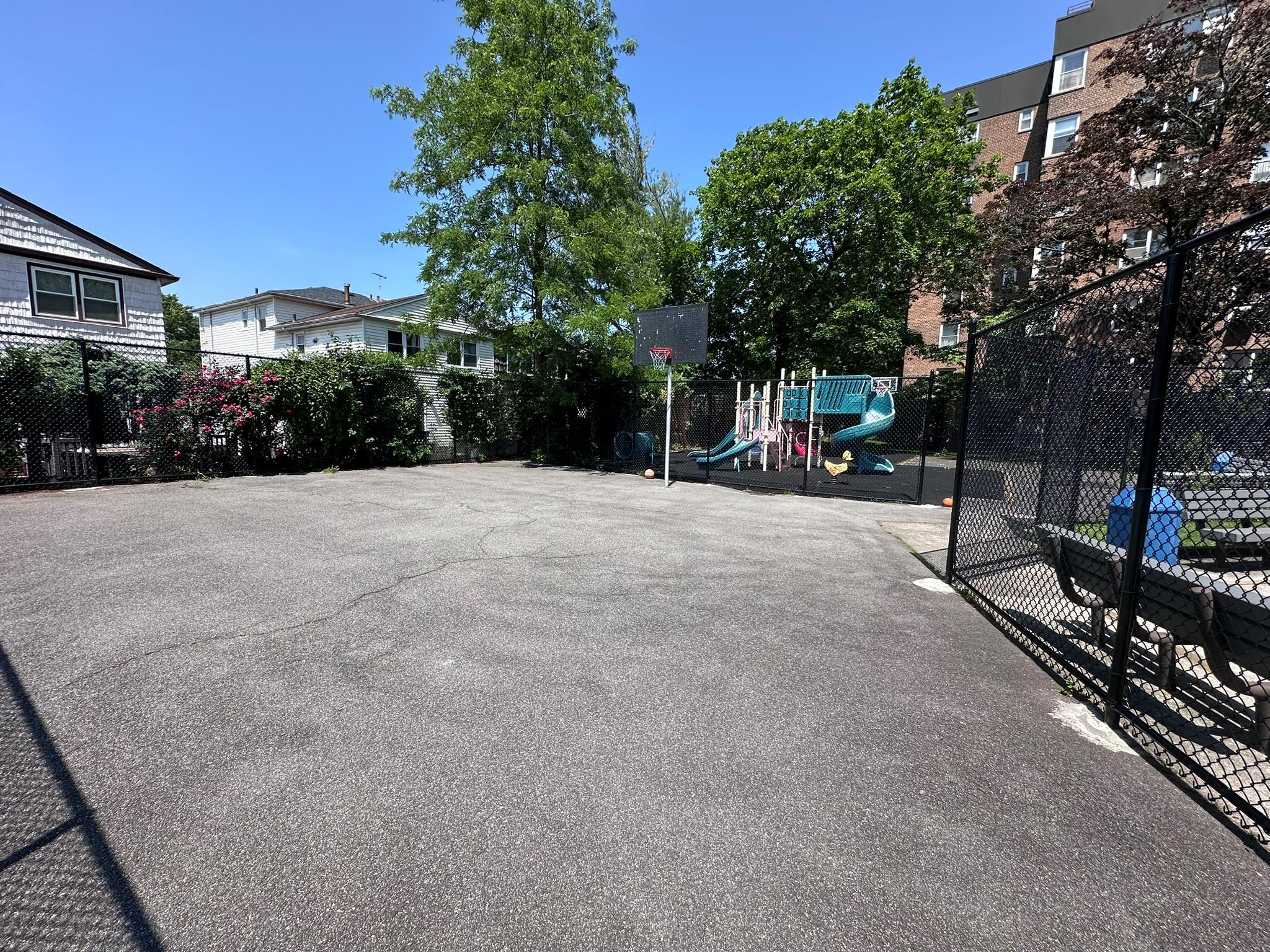 209-15 18 Avenue # 2A, Bayside, NY 11360