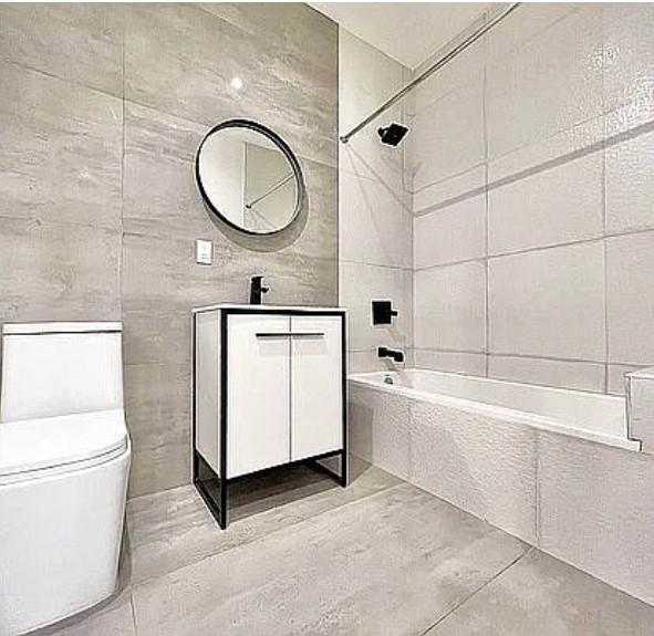 609 Seneca Avenue, Ridgewood, NY 11385