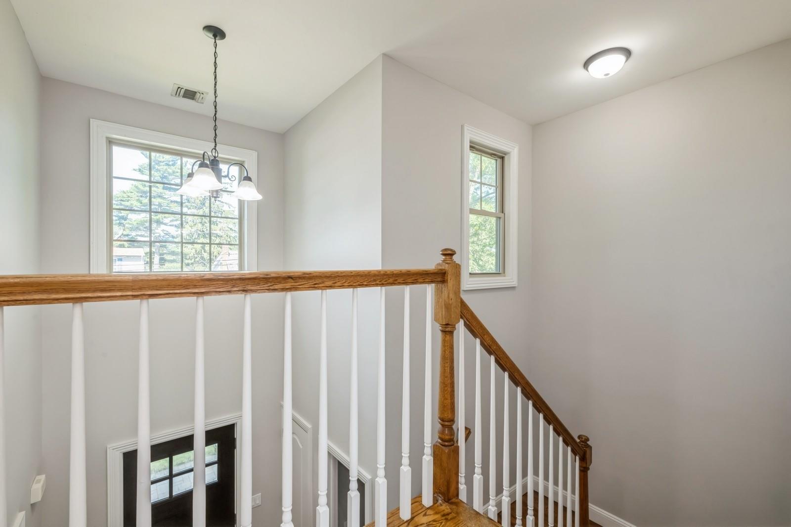 413 Robyn Place, East Meadow, NY 11554