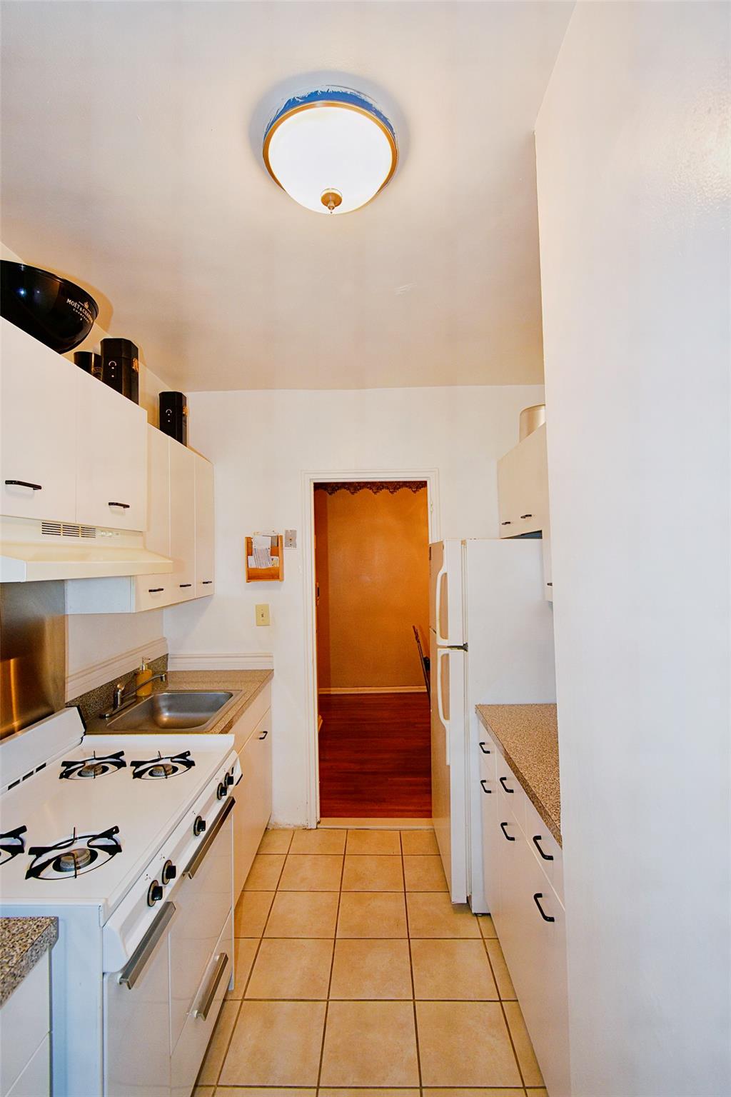 770 Bronx River Road # A53, Bronxville, NY 10708