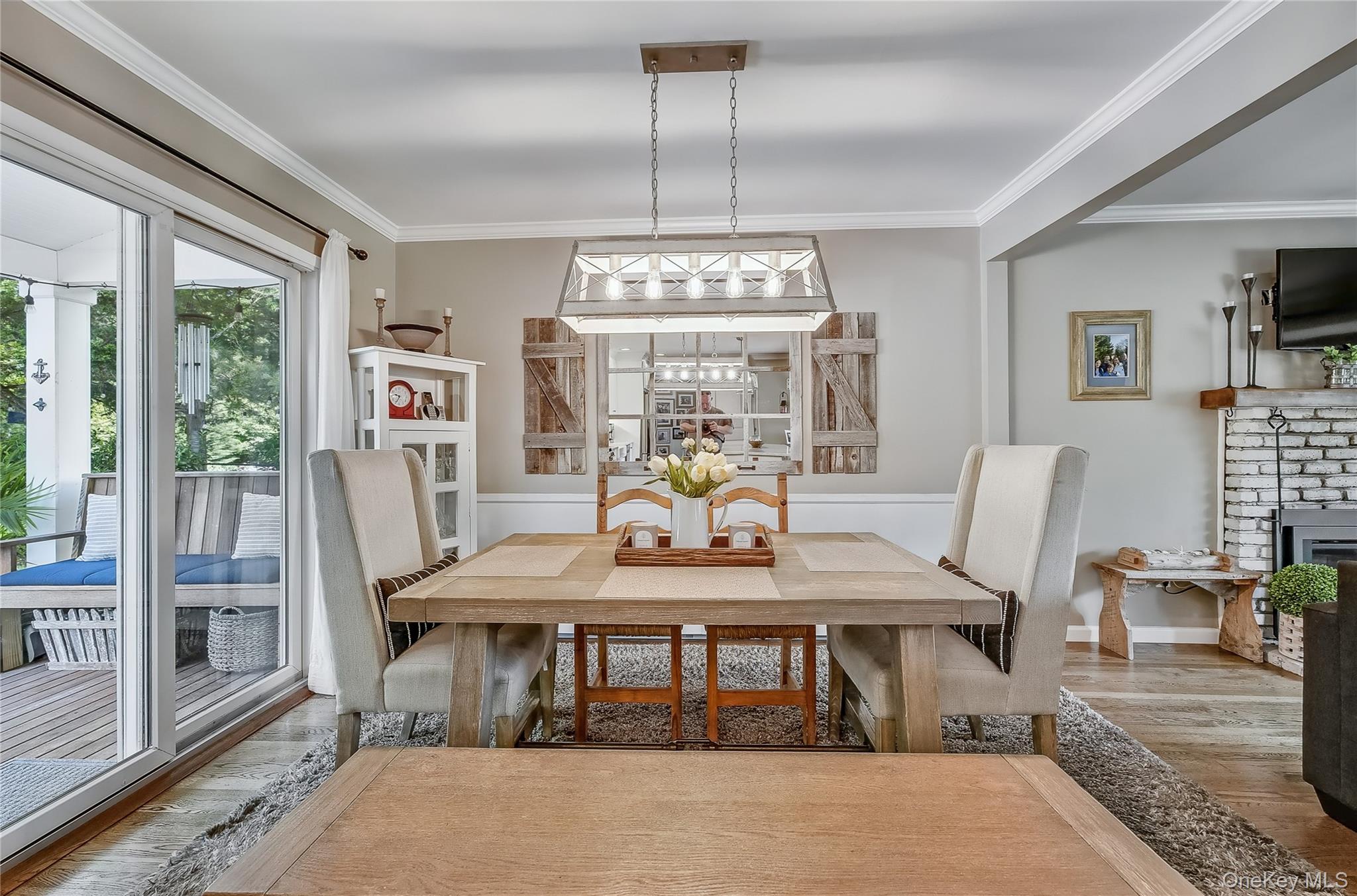 305 Devon Lane, Smithtown, NY 11787