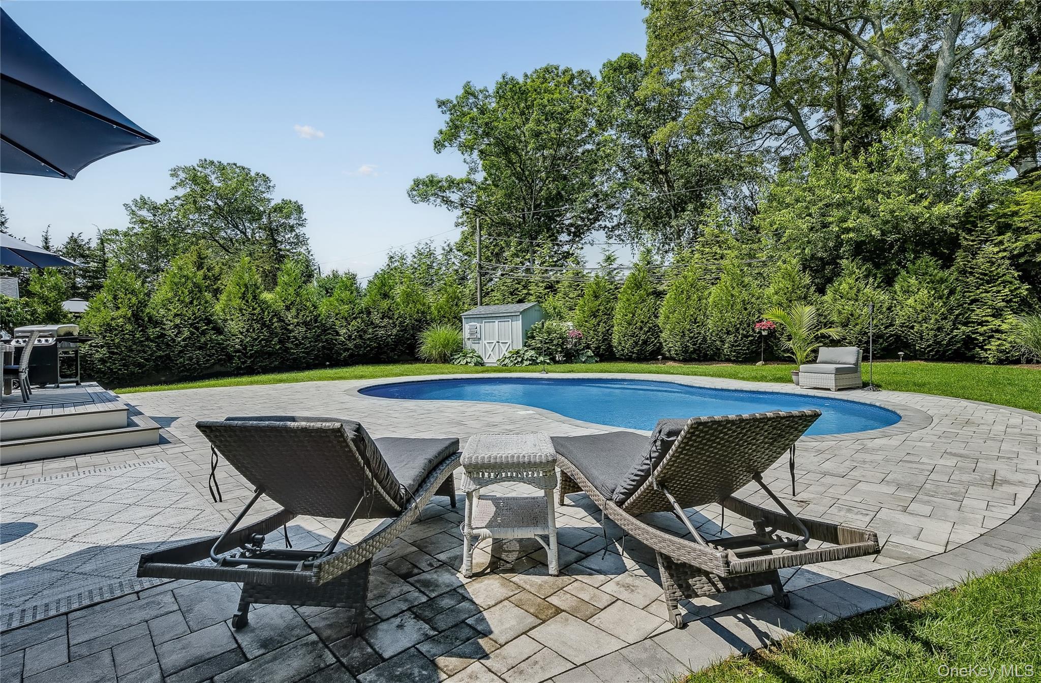 305 Devon Lane, Smithtown, NY 11787