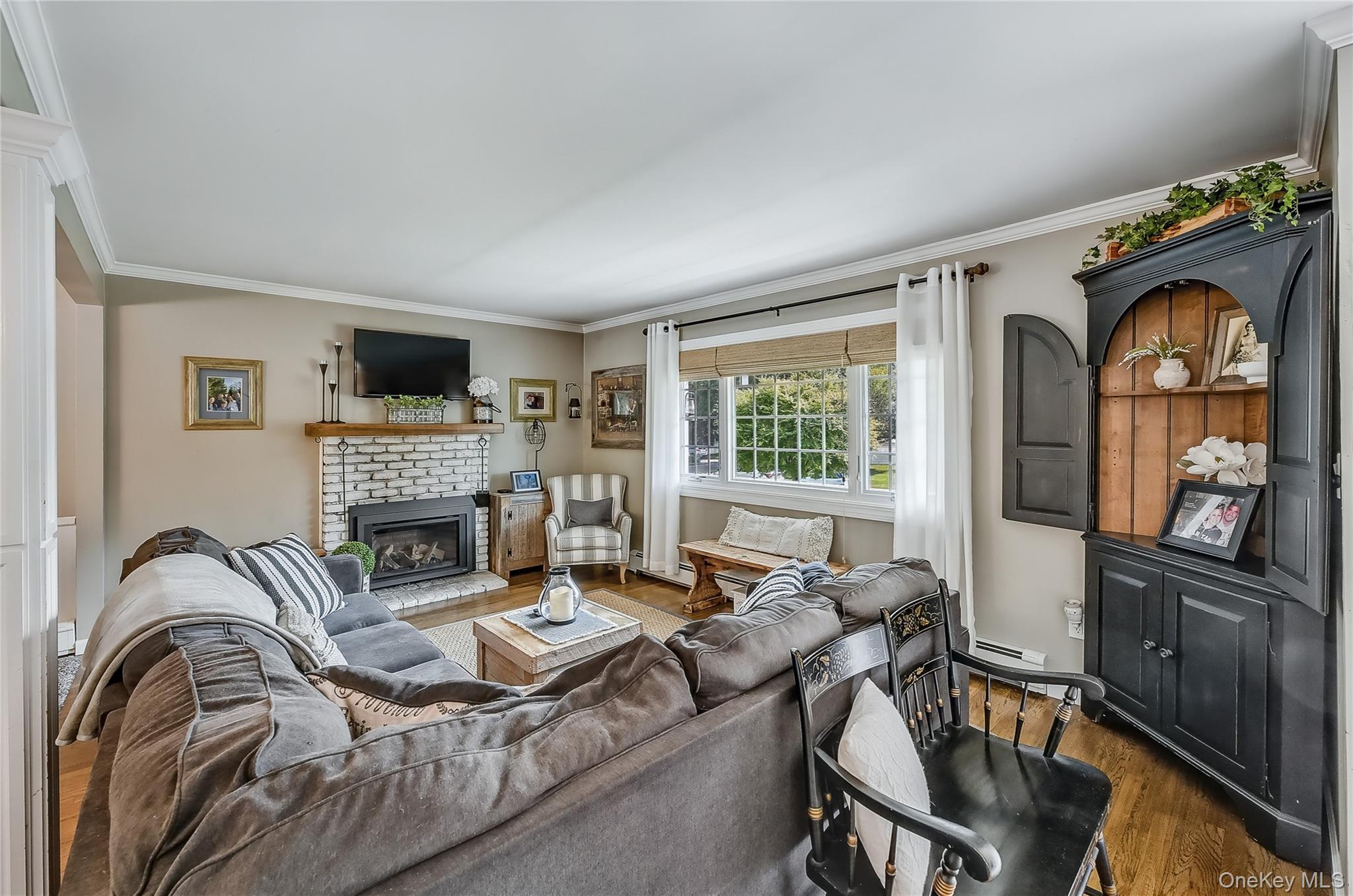 305 Devon Lane, Smithtown, NY 11787