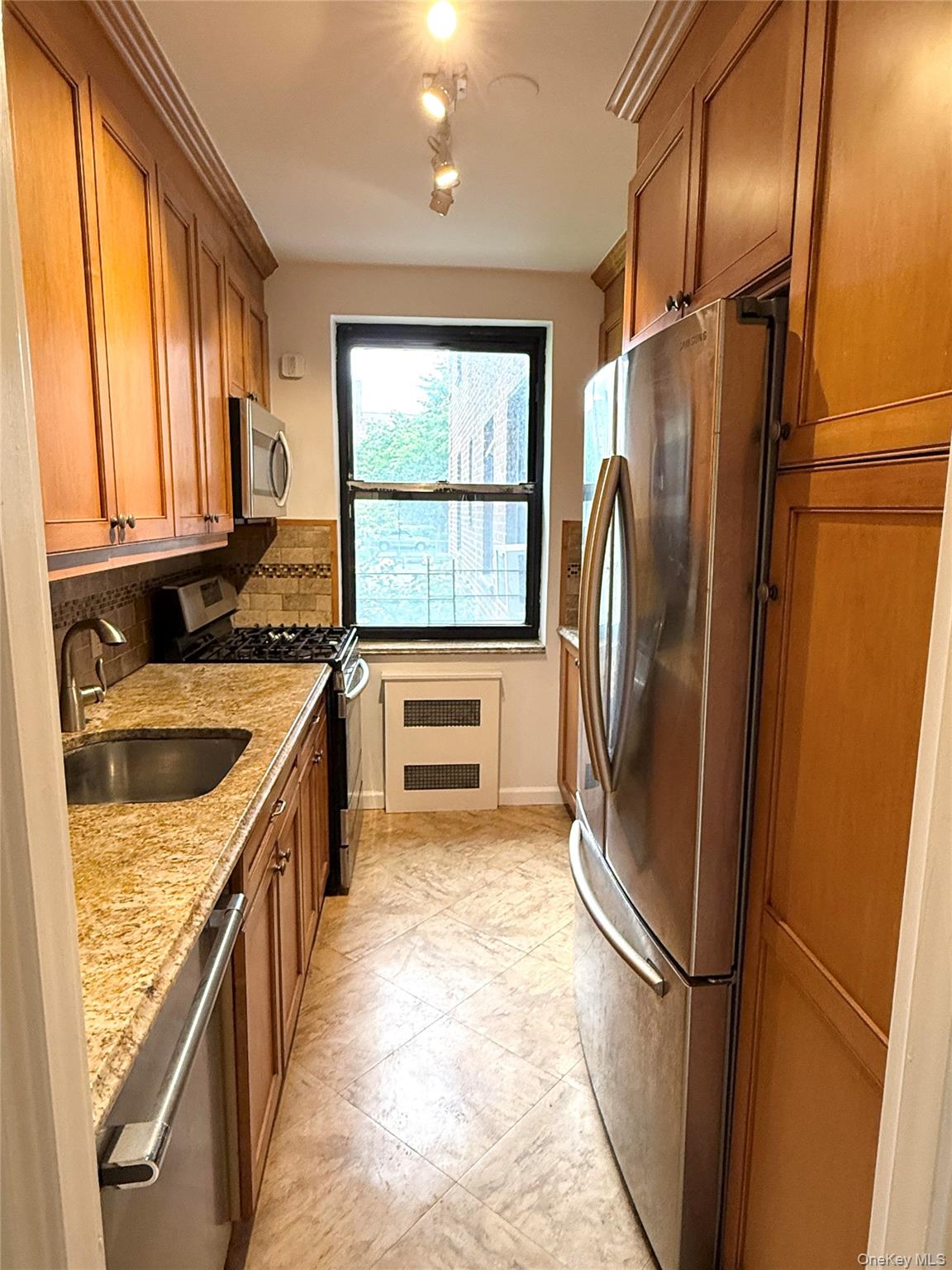 25-40 Union Street # 1G, Flushing, NY 11354