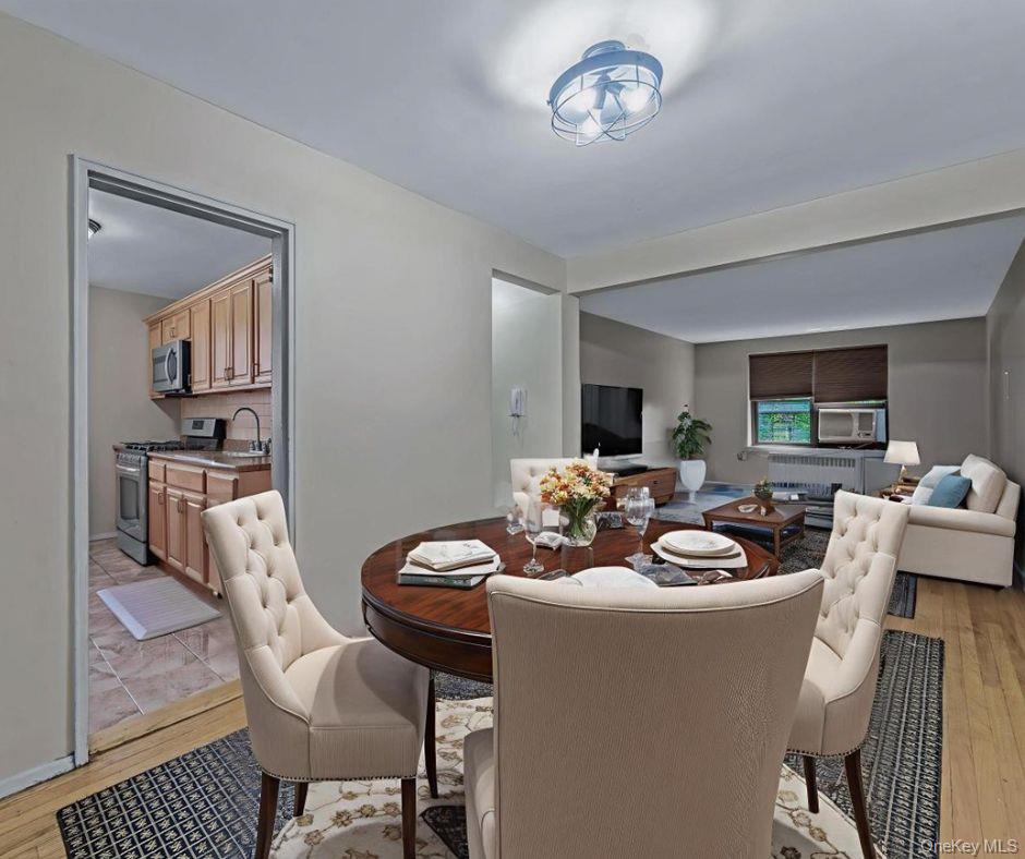 87-50 204 Street # B46, Hollis, NY 11423