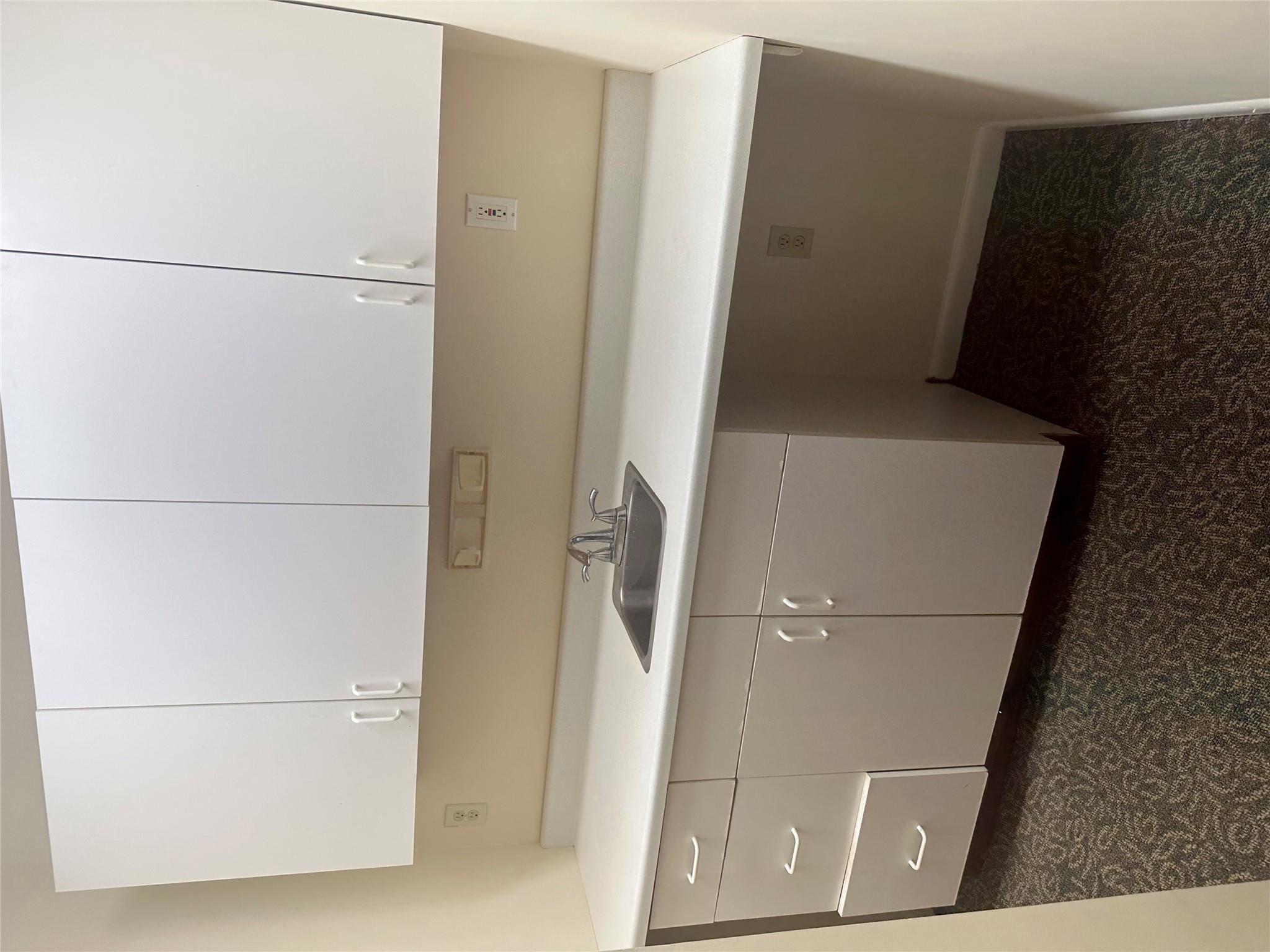 7 Pinewoods Road # Suite 6, Hyde Park, NY 12538