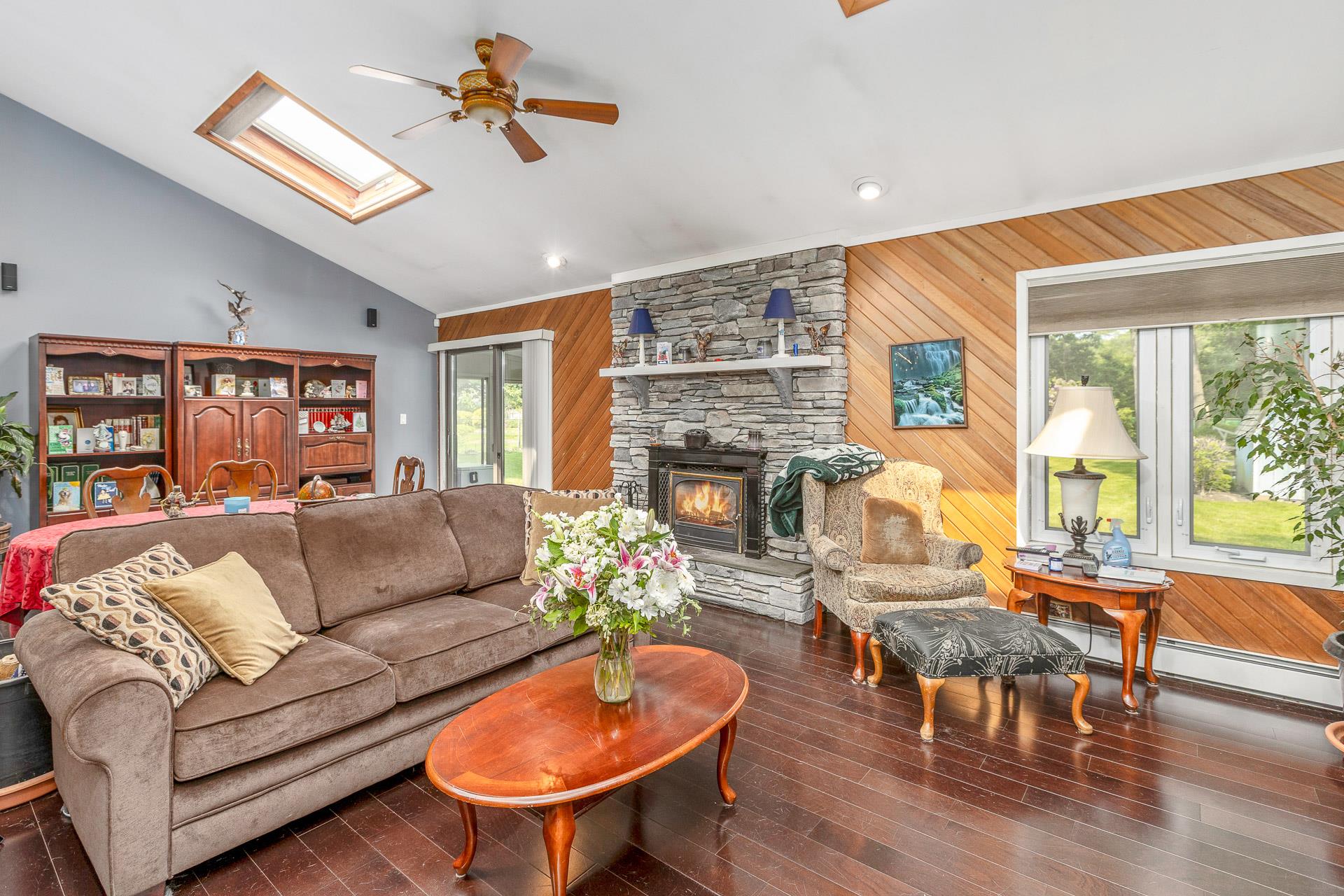 380 Wellwood Drive, Shirley, NY 11967