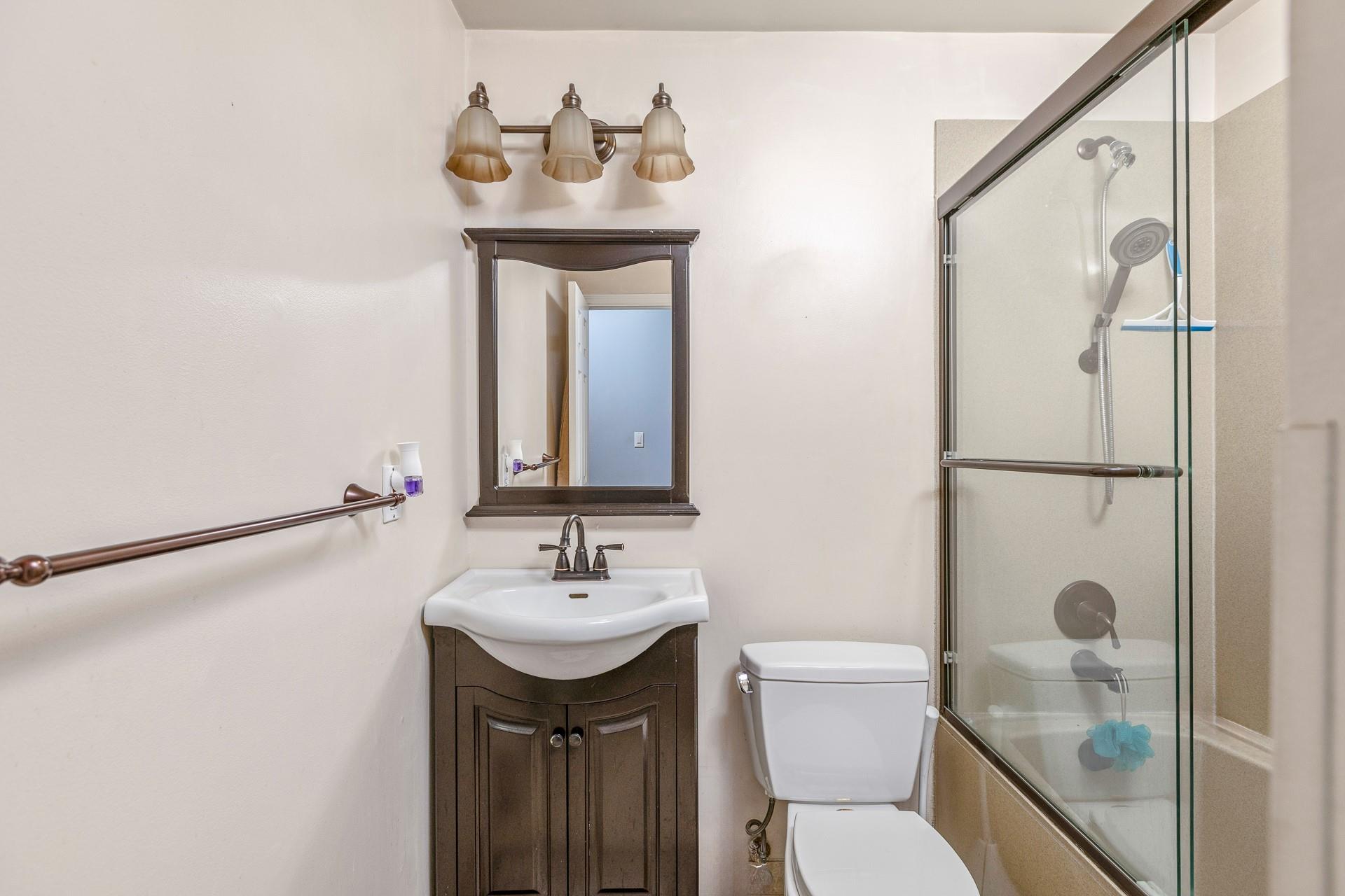 380 Wellwood Drive, Shirley, NY 11967