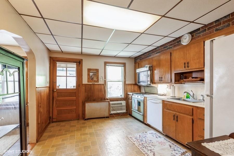 6141 56th Road, Maspeth, NY 11378