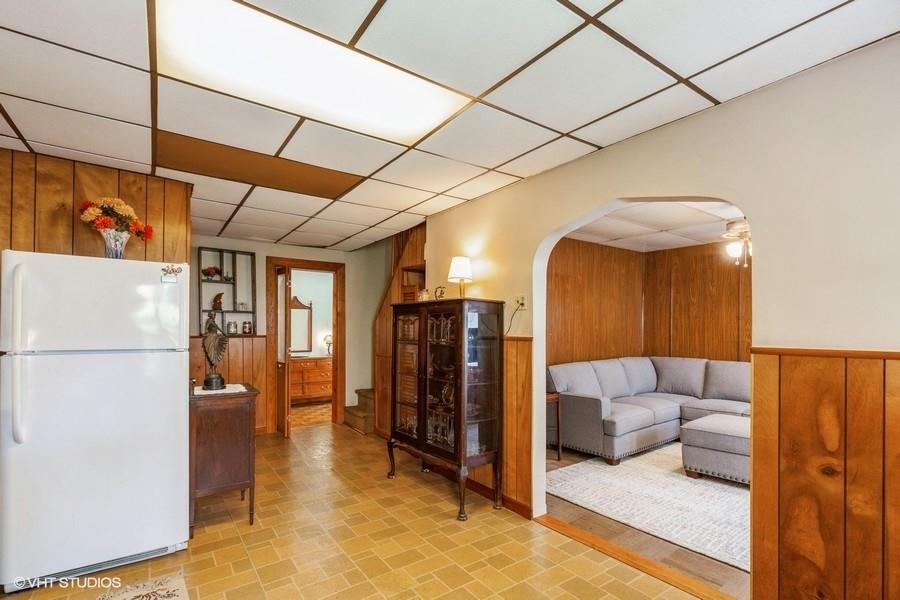 6141 56th Road, Maspeth, NY 11378