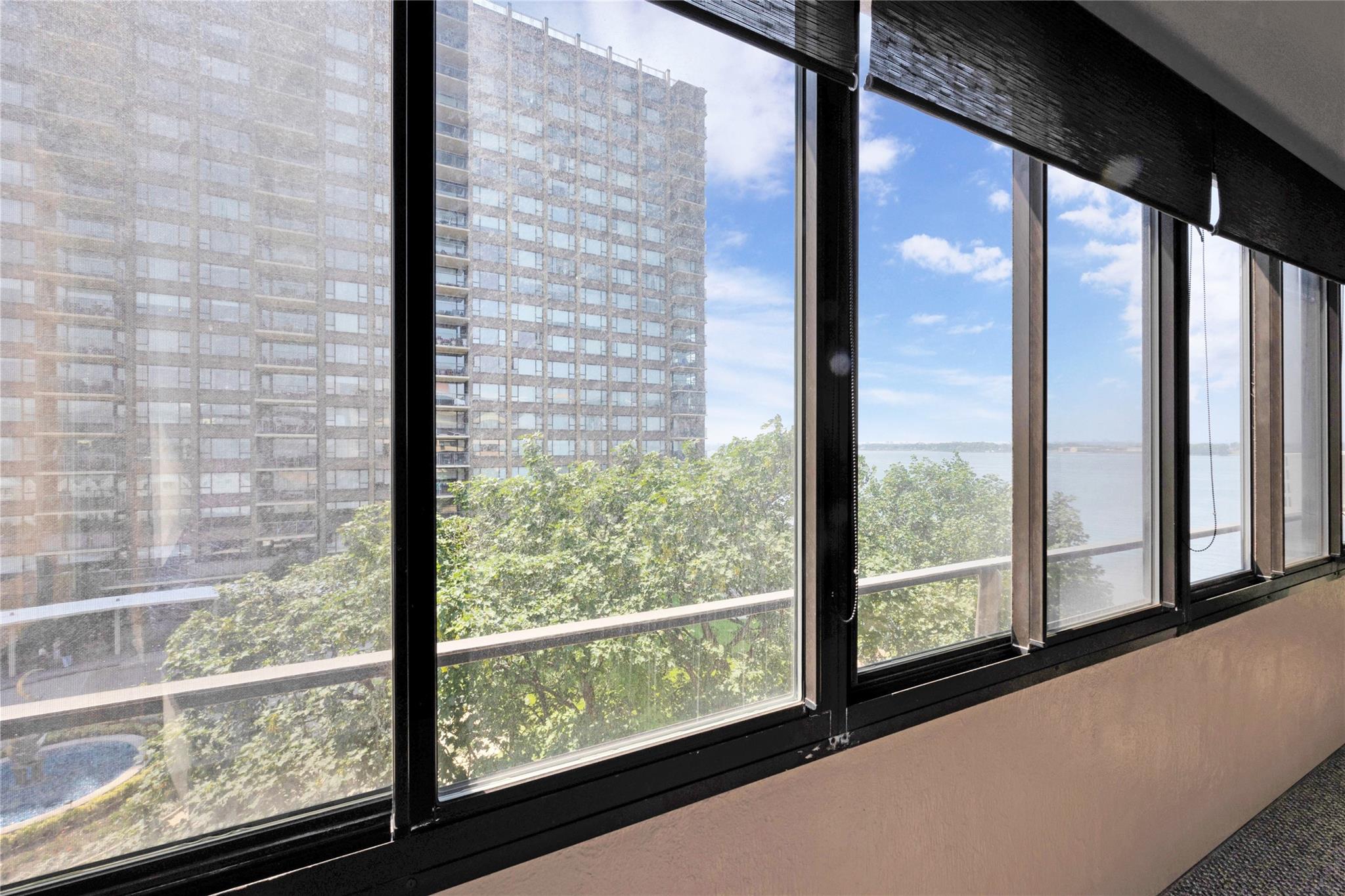 166-41 Powells Cove Boulevard # 6A, Beechhurst, NY 11357