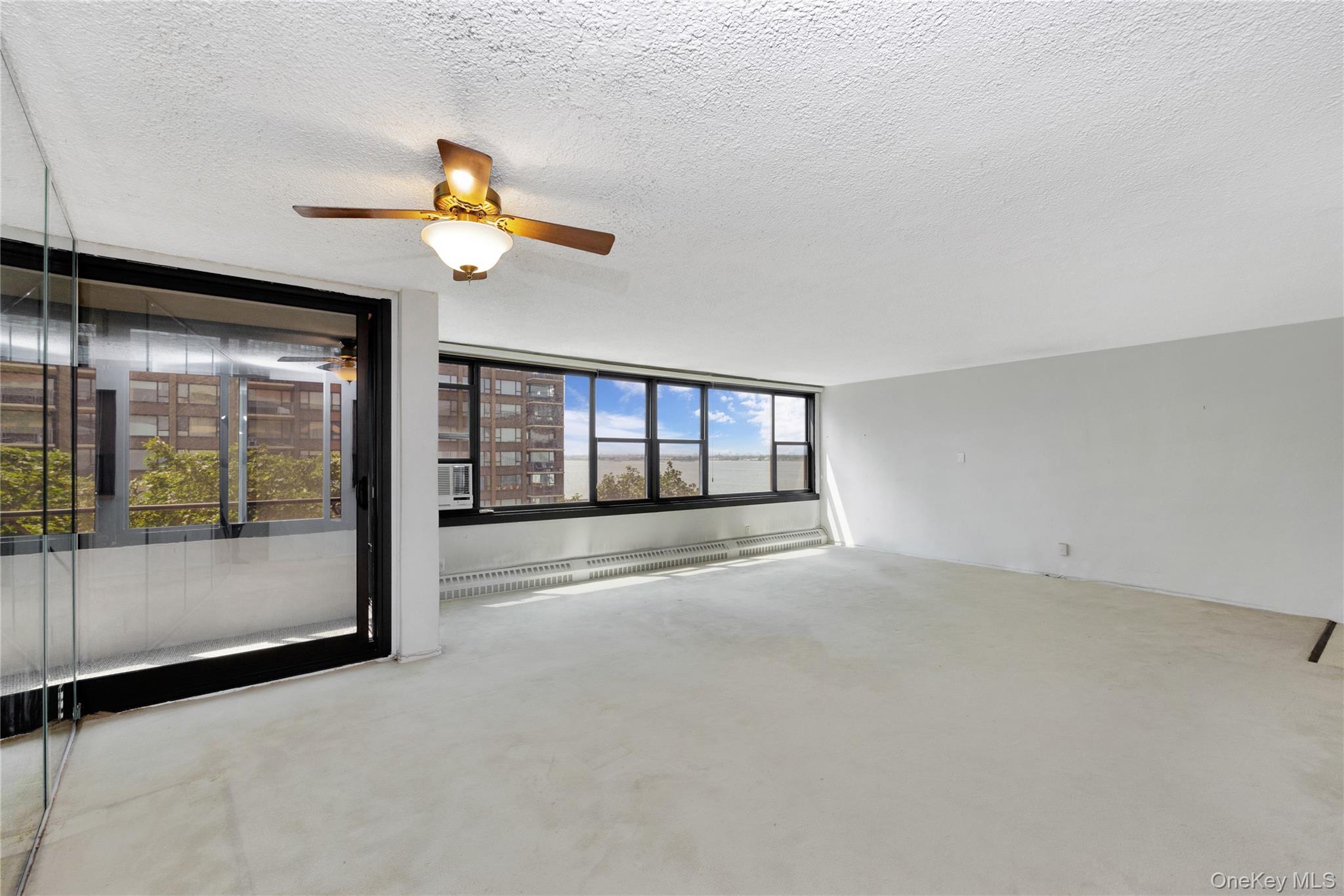 166-41 Powells Cove Boulevard # 6A, Beechhurst, NY 11357