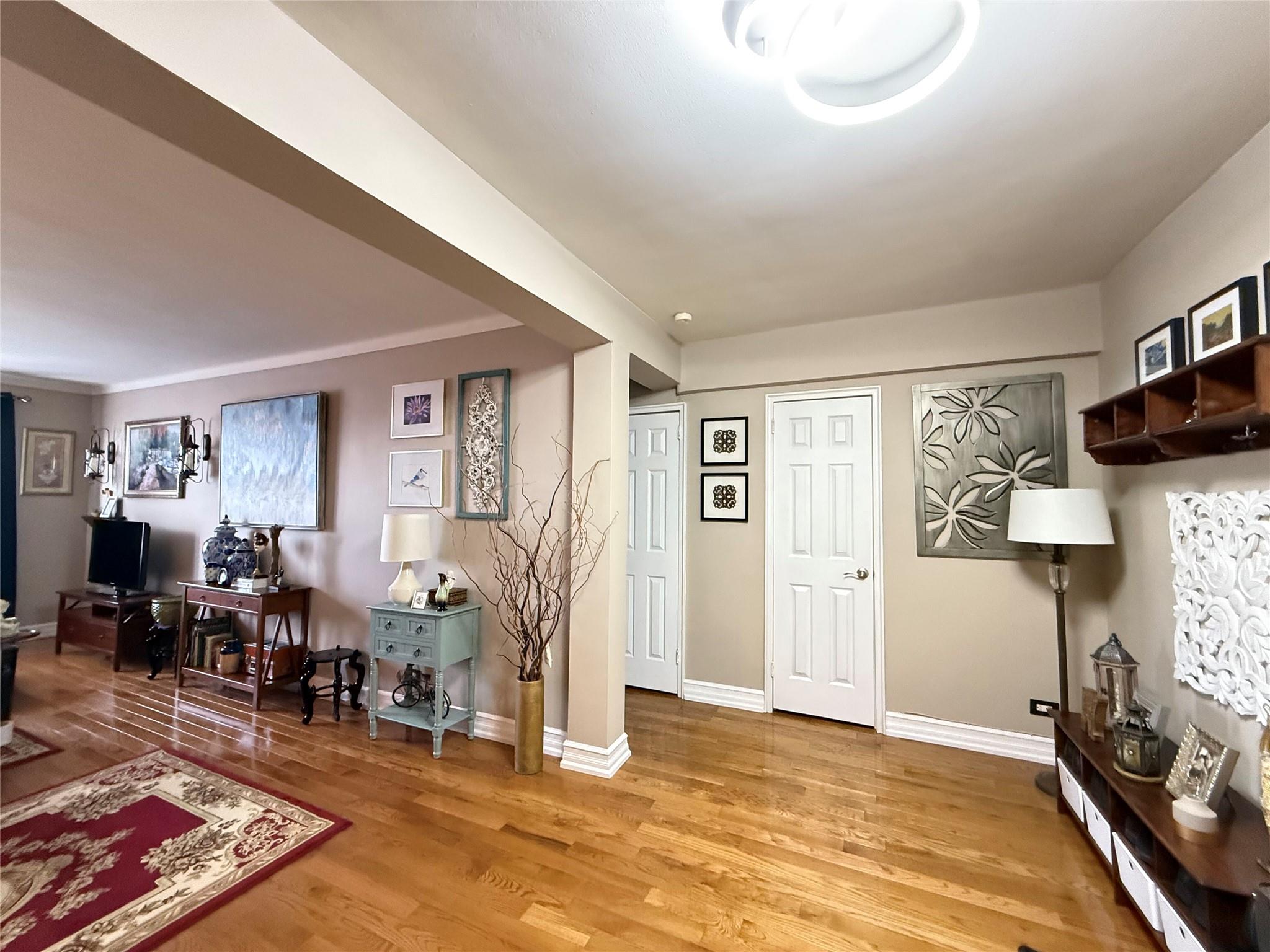 143-50 Hoover Avenue # 302, Briarwood, NY 11435