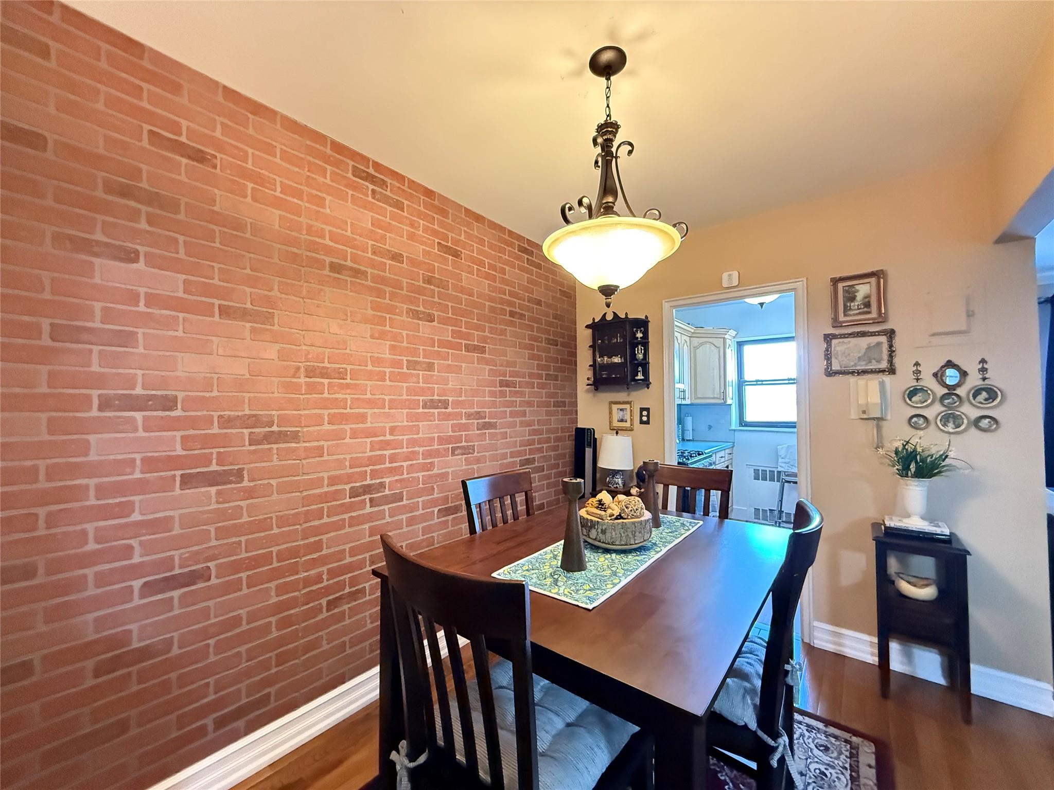 143-50 Hoover Avenue # 302, Briarwood, NY 11435