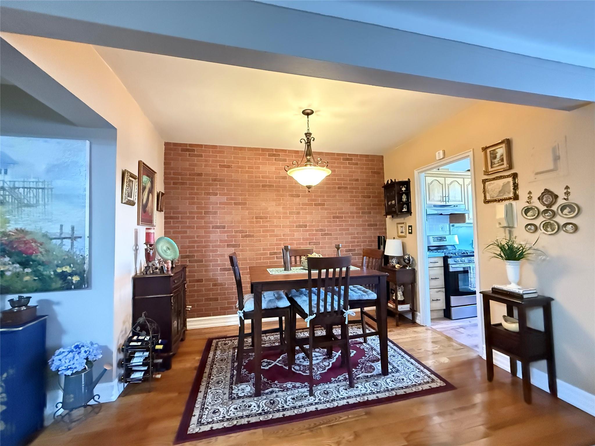 143-50 Hoover Avenue # 302, Briarwood, NY 11435