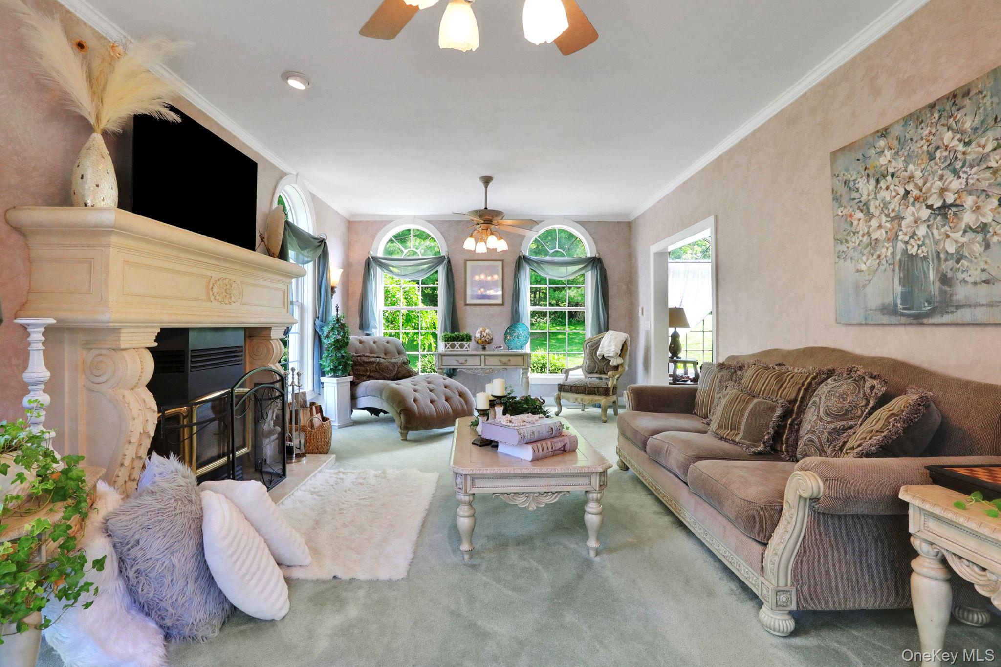 95 Fawn Hill Court, Kingston, NY 12401