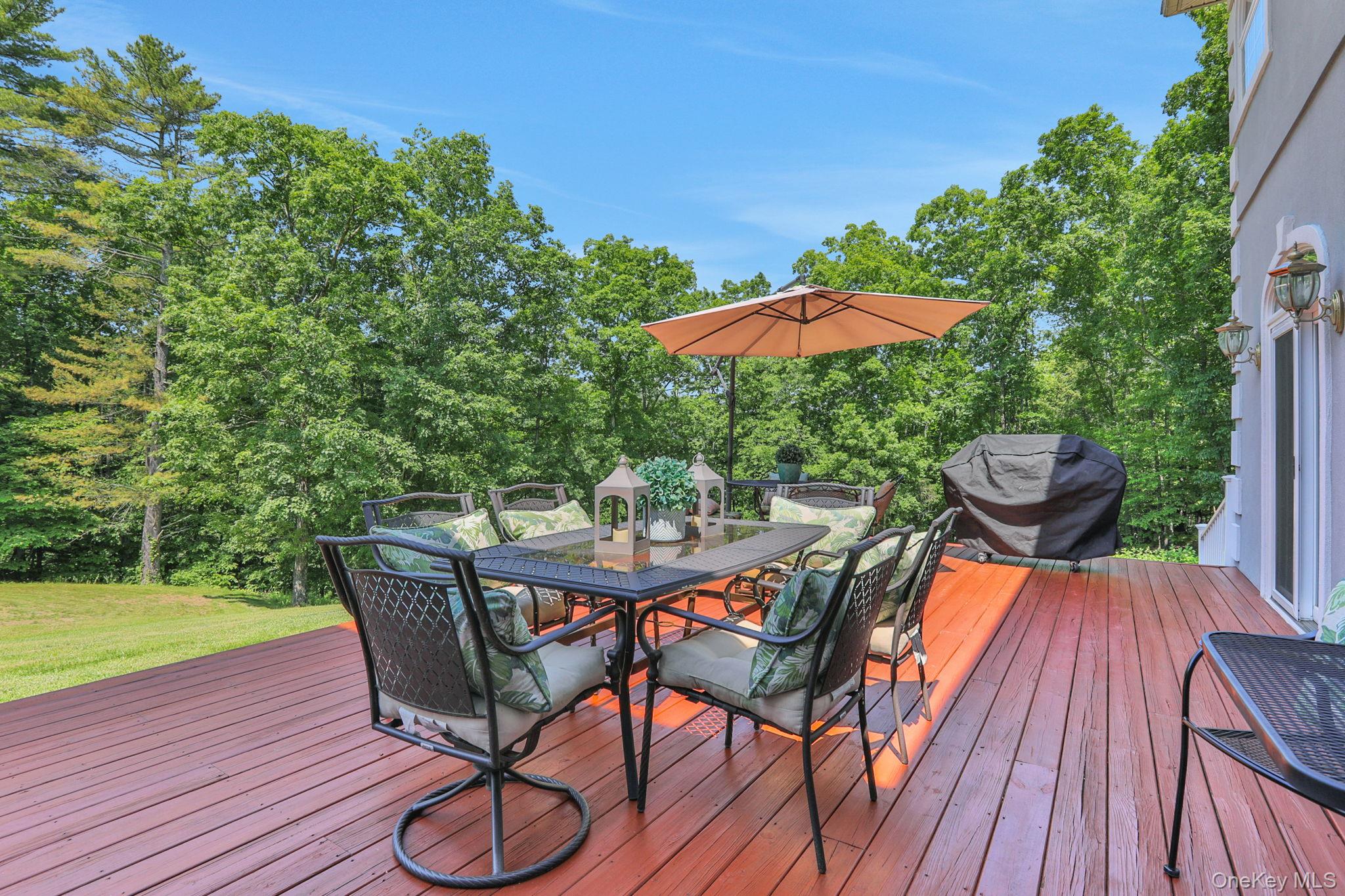 95 Fawn Hill Court, Kingston, NY 12401