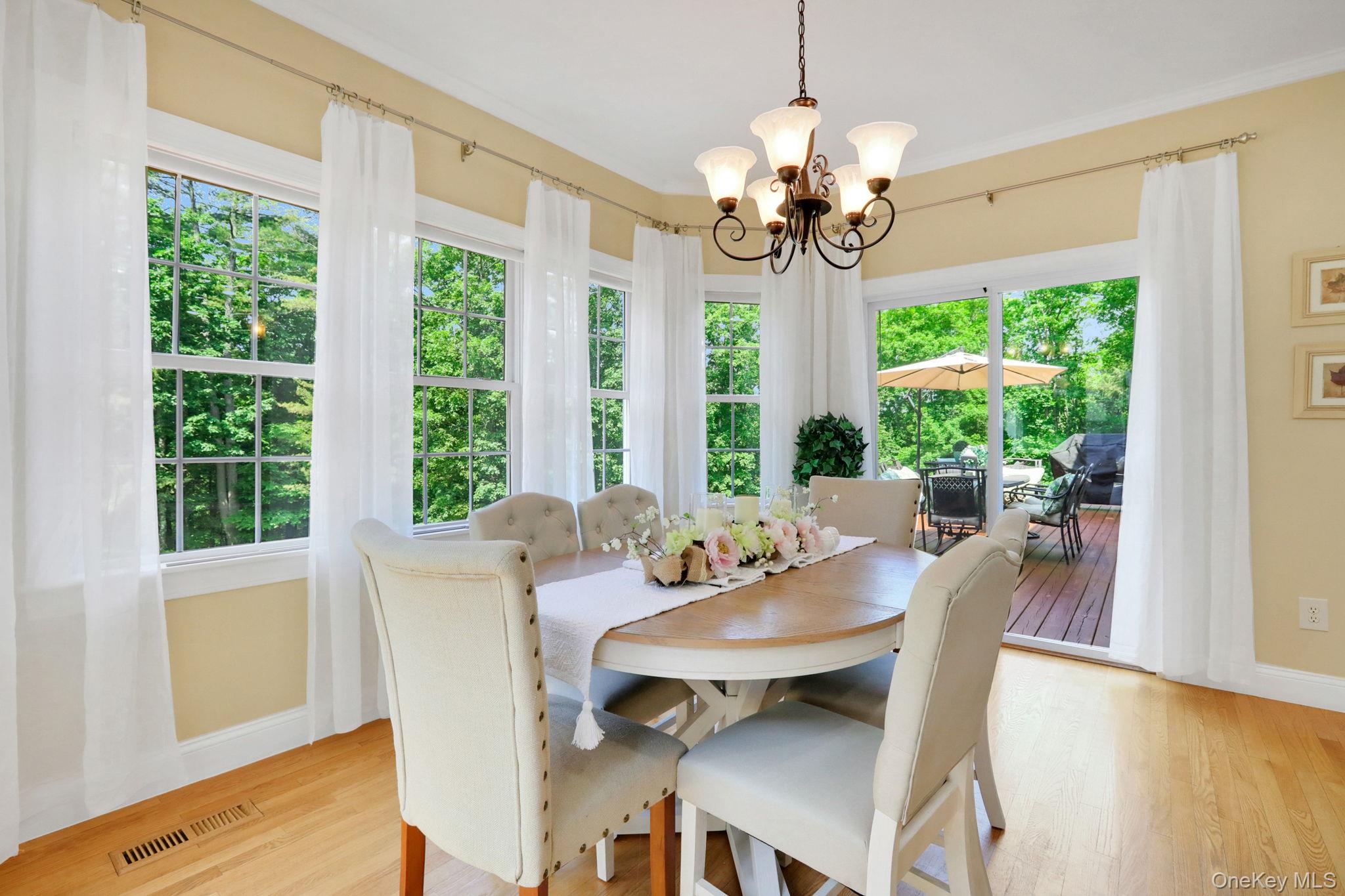 95 Fawn Hill Court, Kingston, NY 12401