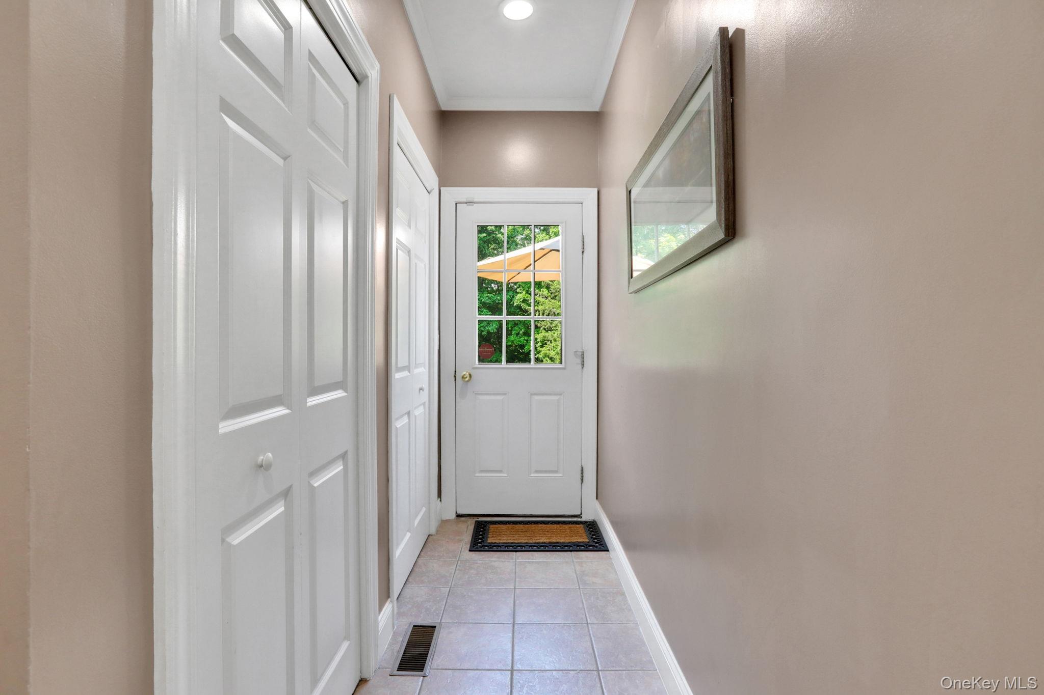 95 Fawn Hill Court, Kingston, NY 12401