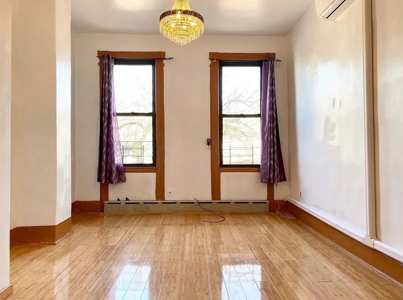 666 Onderdonk Avenue, Flushing, NY 11385