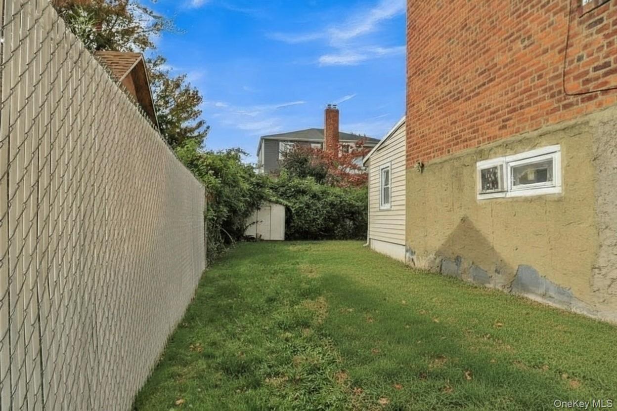 17911 Eveleth Road, Jamaica, NY 11434