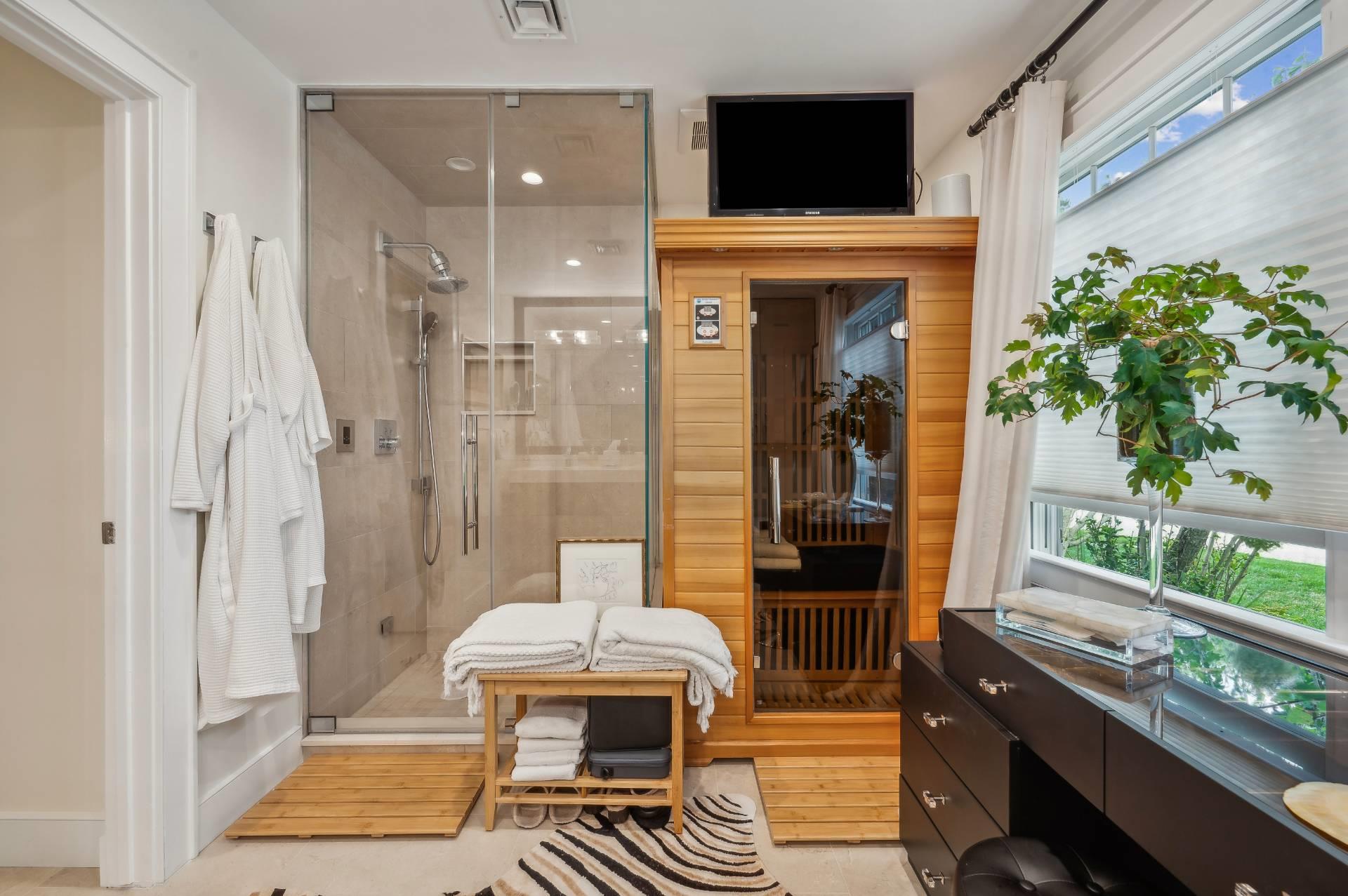 545 Hampton Road # 16, Southampton, NY 11968