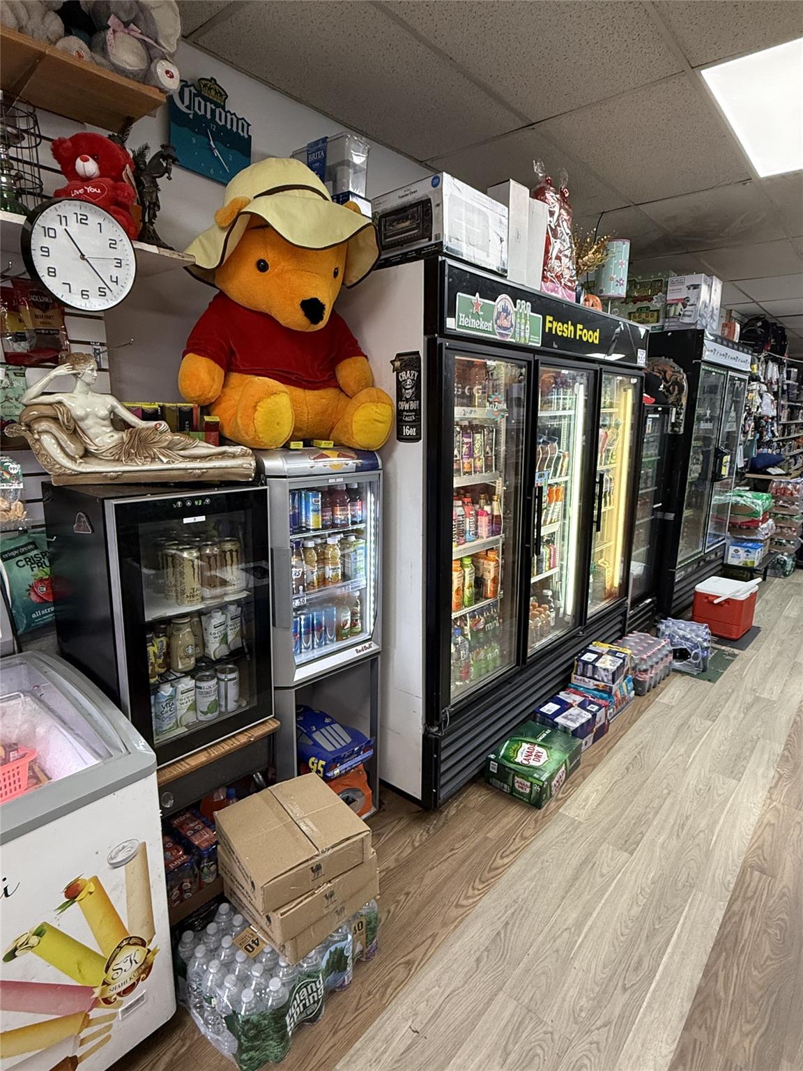 22017 Jamaica Avenue, Jamaica, NY 11428