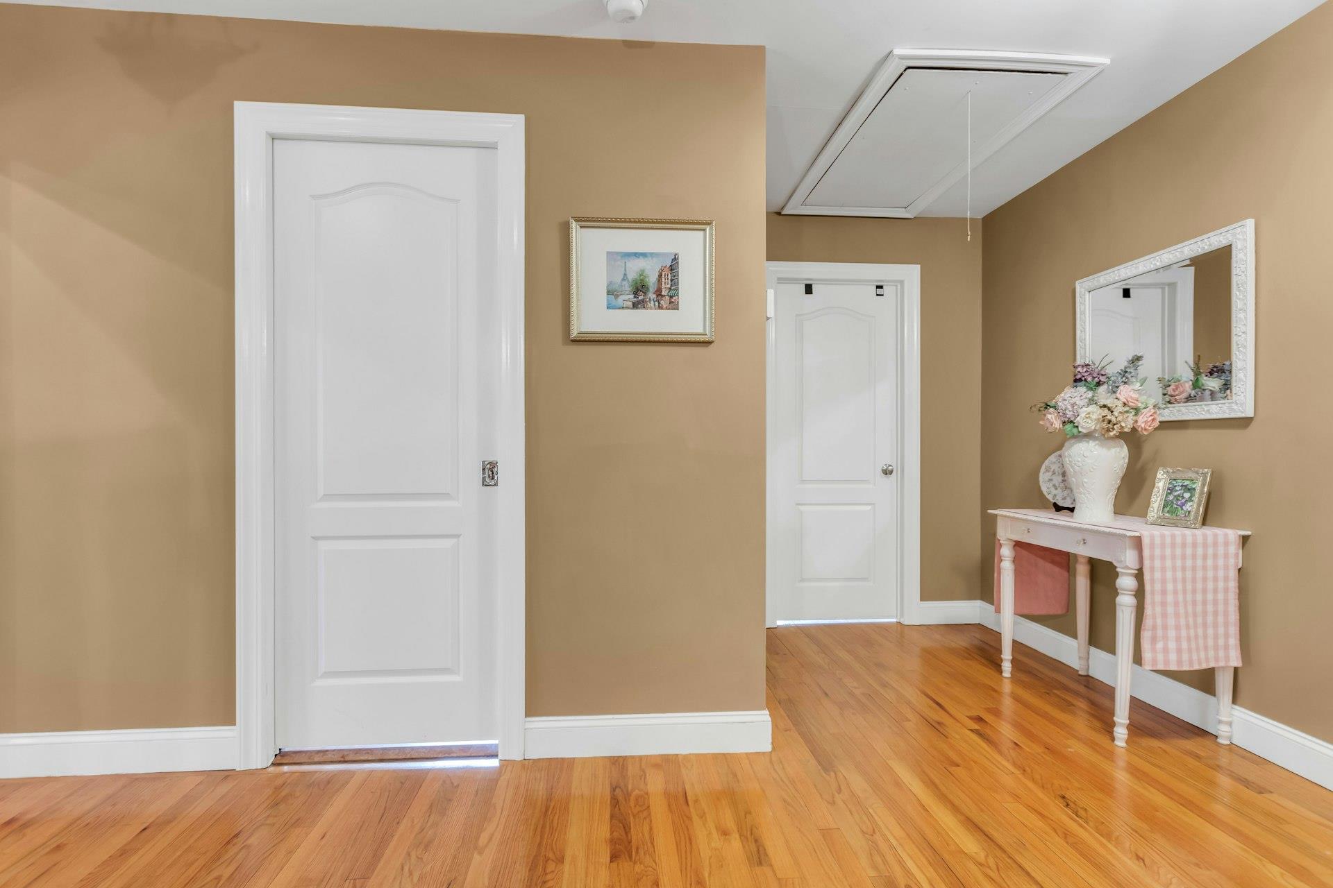 234 S Pershing Avenue, Bethpage, NY 11714