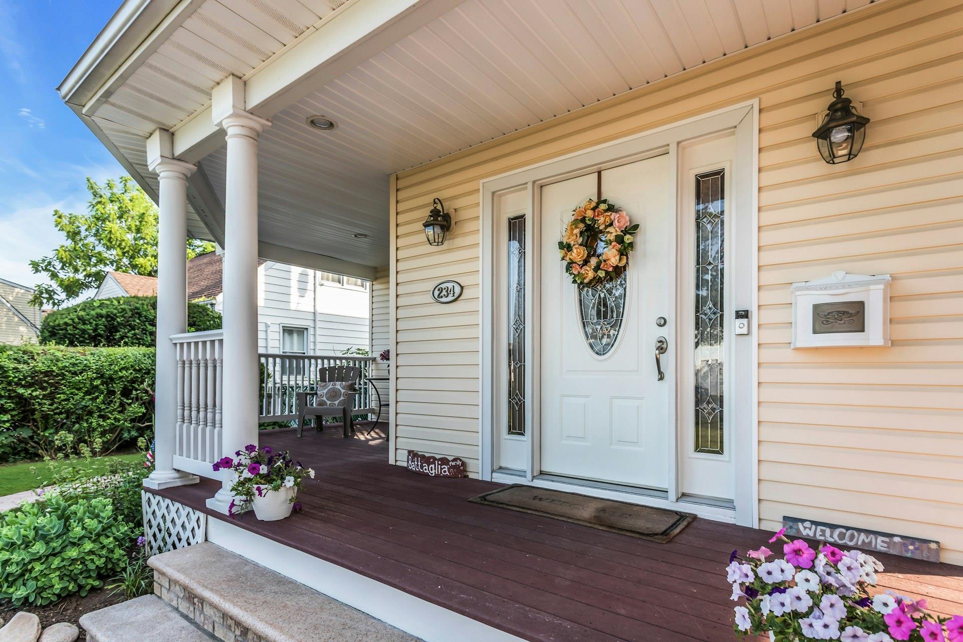 234 S Pershing Avenue, Bethpage, NY 11714