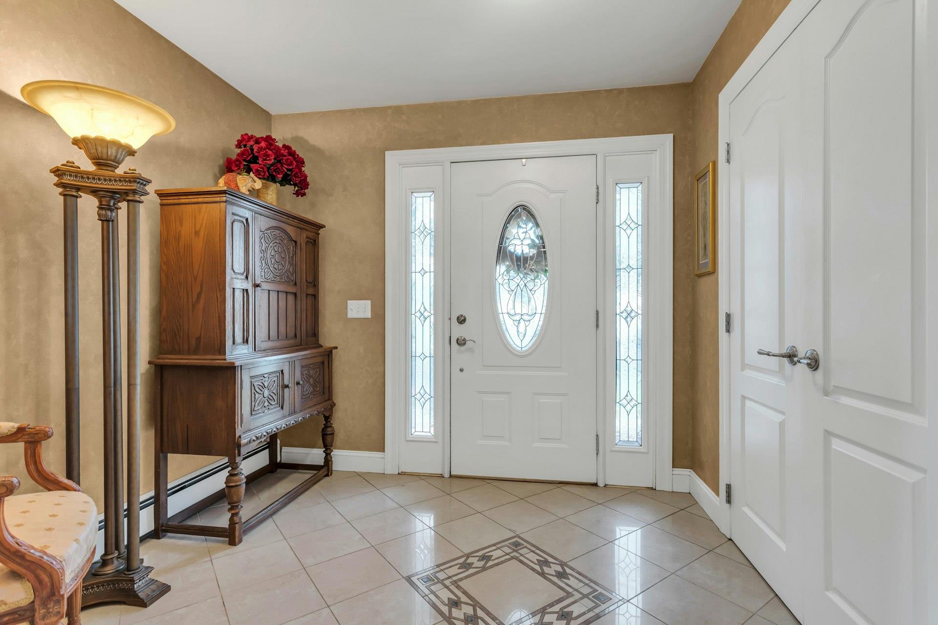 234 S Pershing Avenue, Bethpage, NY 11714