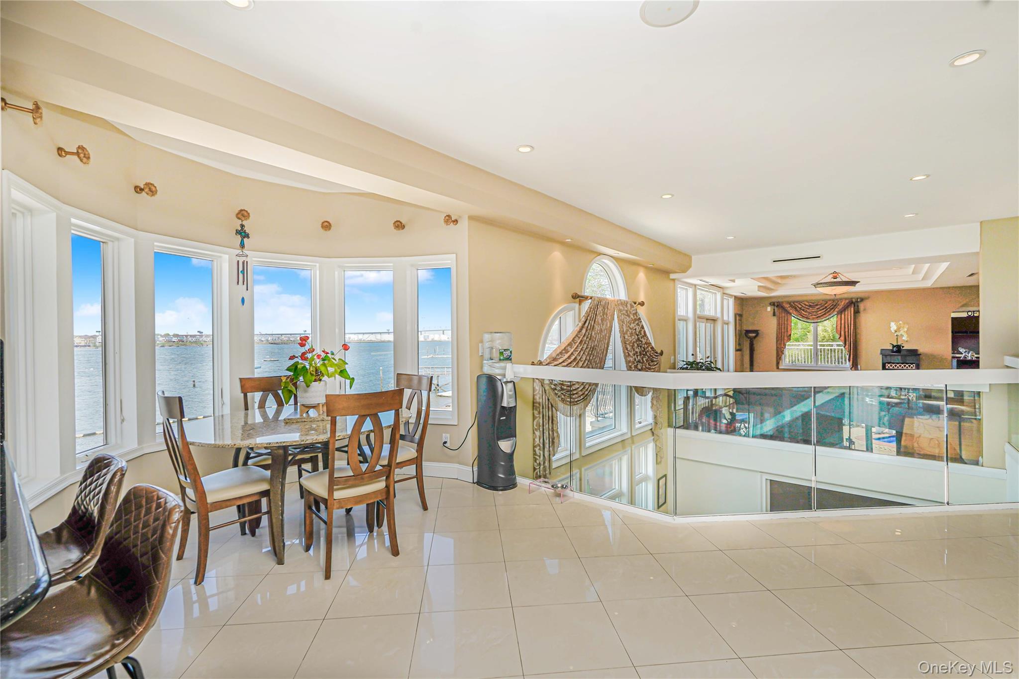 30 AVIVA Court, Staten Island, NY 10307