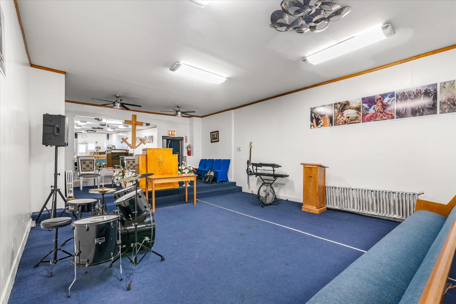 119-07 Sutphin Boulevard, Jamaica, NY 11434