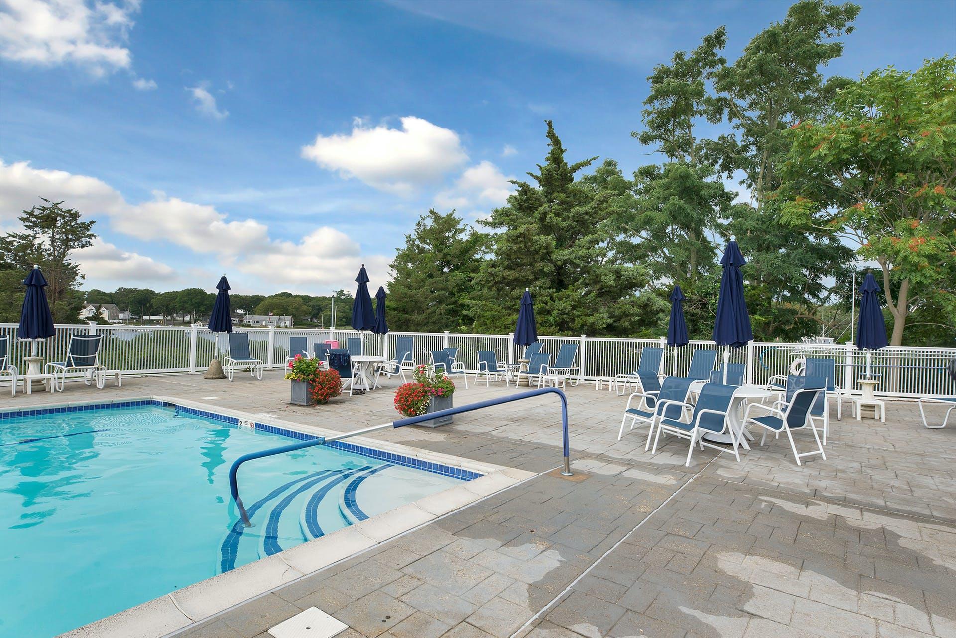 279 Dockside Court, Moriches, NY 11955