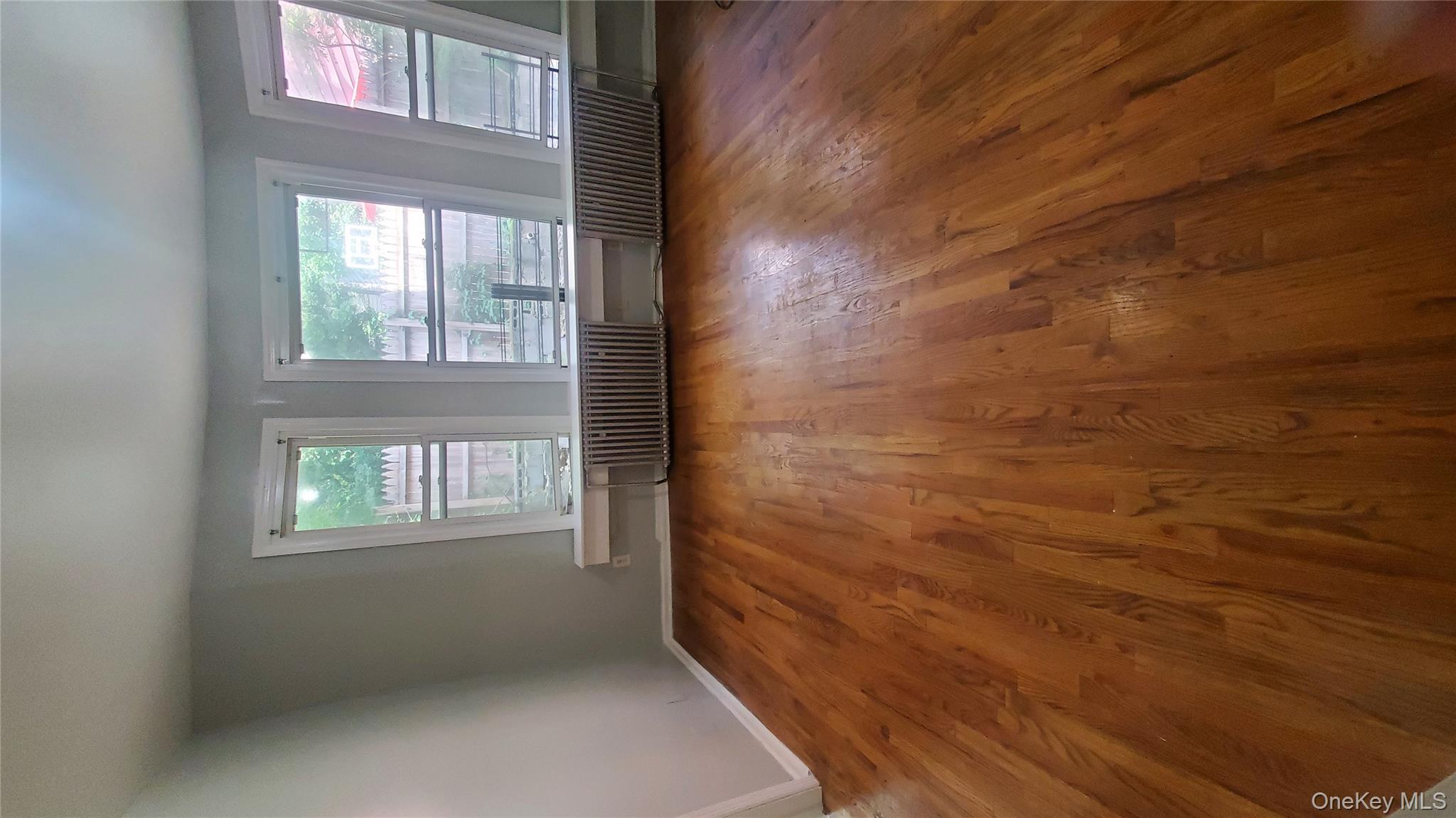 59 Glenwood Avenue, Yonkers, NY 10701