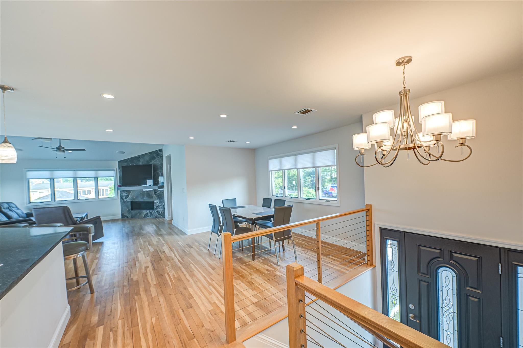 714 Montauk, West Islip, NY 11795