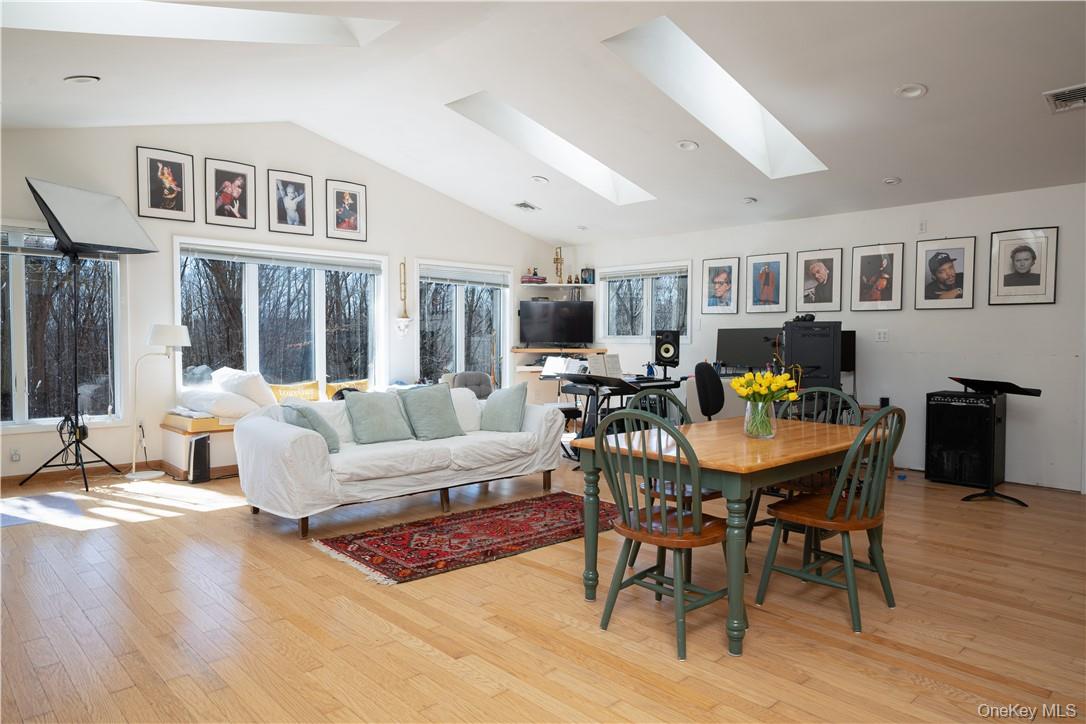 15 Cox Drive, Warwick, NY 10950