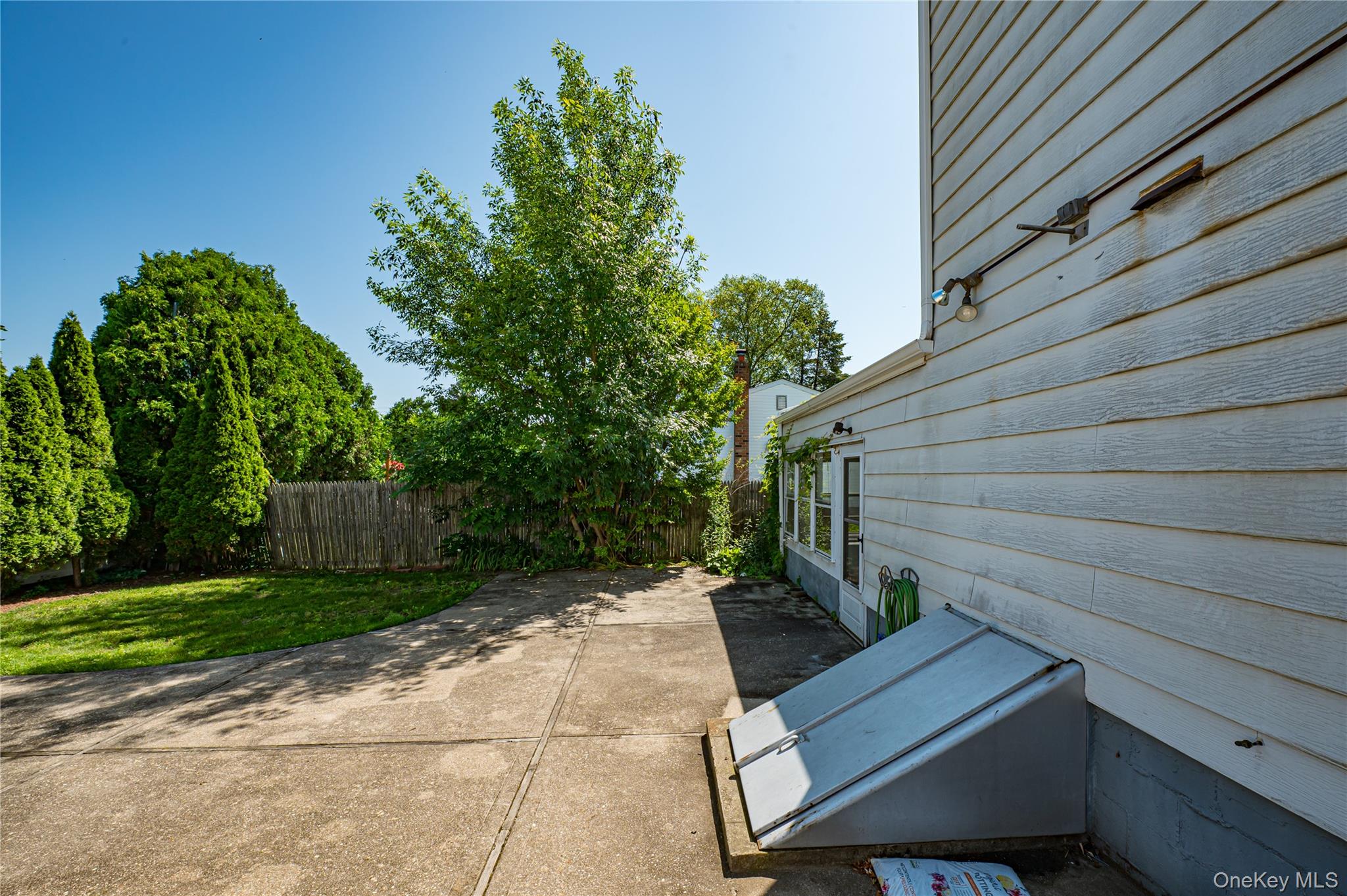 926 9th Street, West Babylon, NY 11704