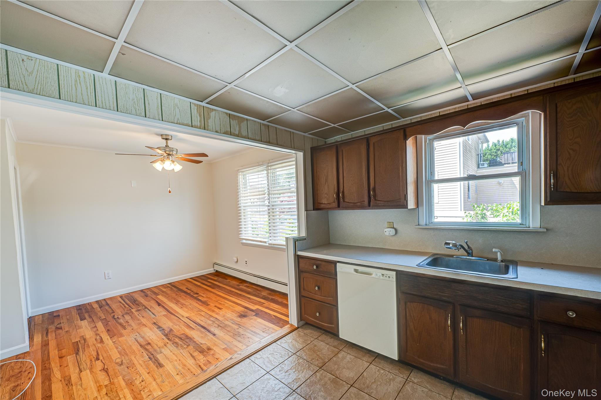 926 9th Street, West Babylon, NY 11704