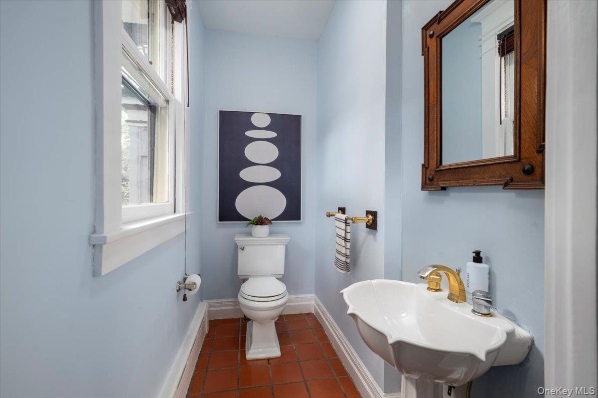 120 Cliff Avenue, Pelham, NY 10803