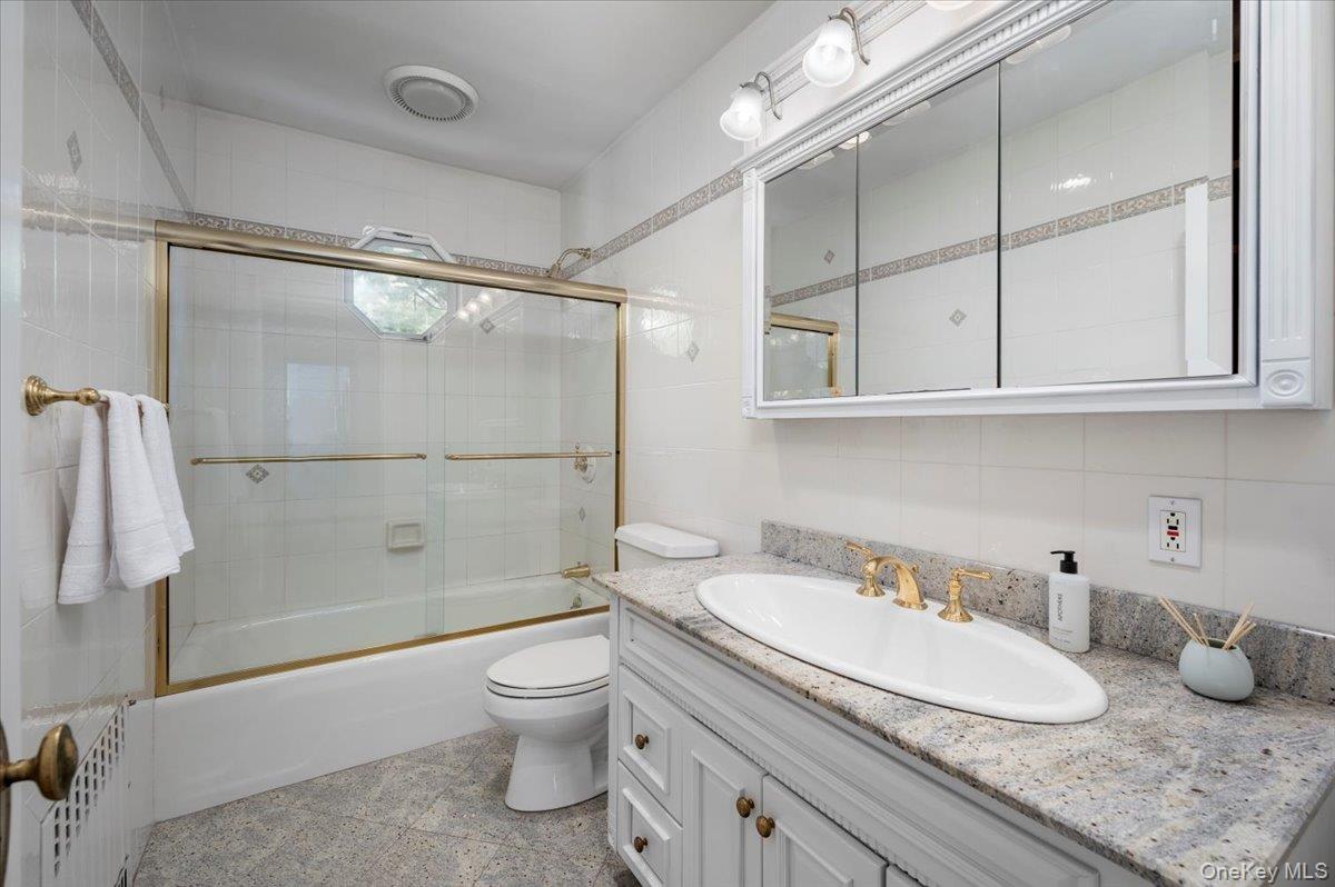 120 Cliff Avenue, Pelham, NY 10803