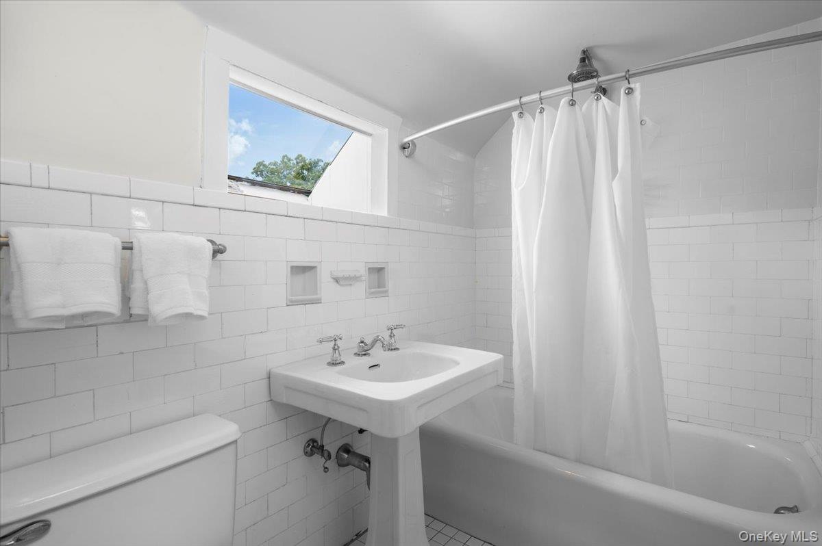 120 Cliff Avenue, Pelham, NY 10803