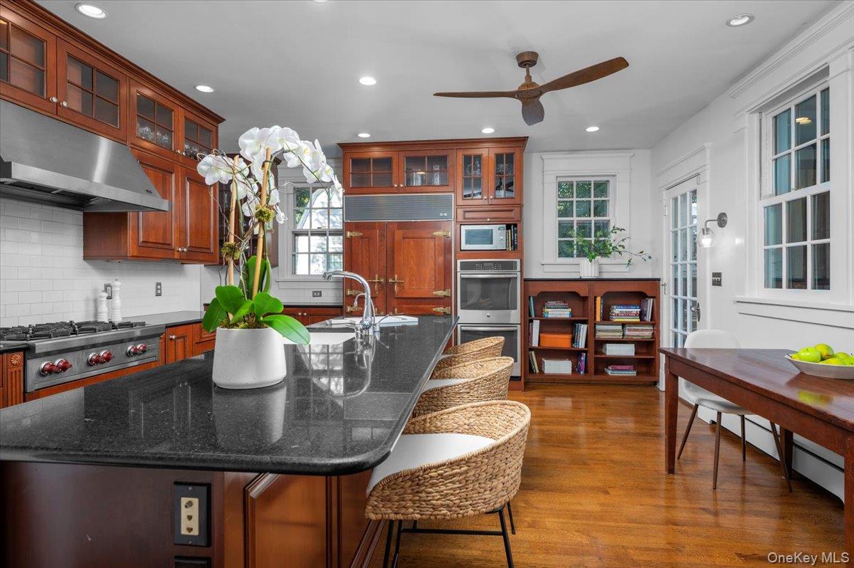 120 Cliff Avenue, Pelham, NY 10803