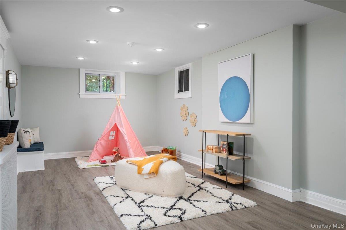 120 Cliff Avenue, Pelham, NY 10803