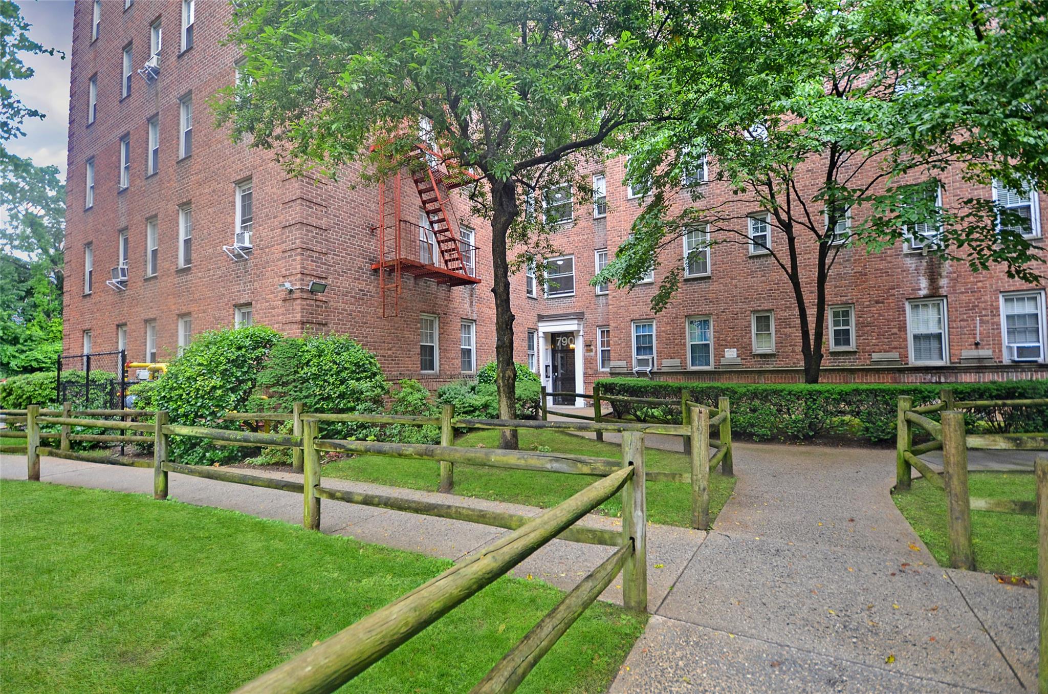 790 Bronx River Road # A31, Bronxville, NY 10708