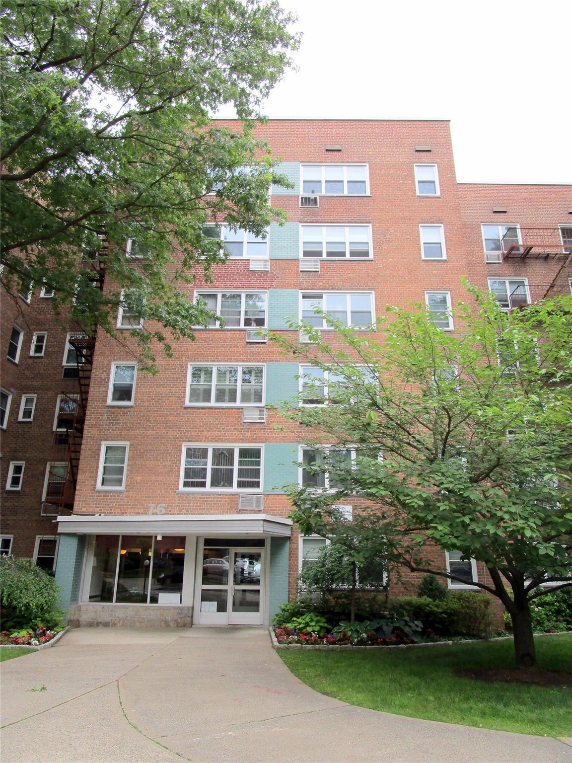 76 Dehaven Drive # 6B, Yonkers, NY 10703