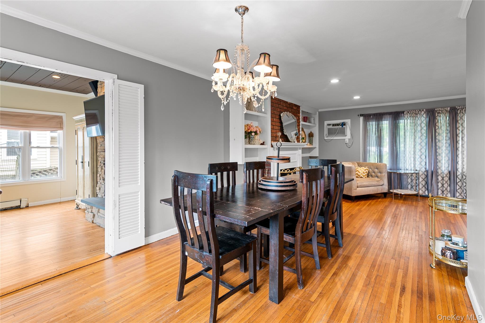 10 Cail Drive, East Rockaway, NY 11518