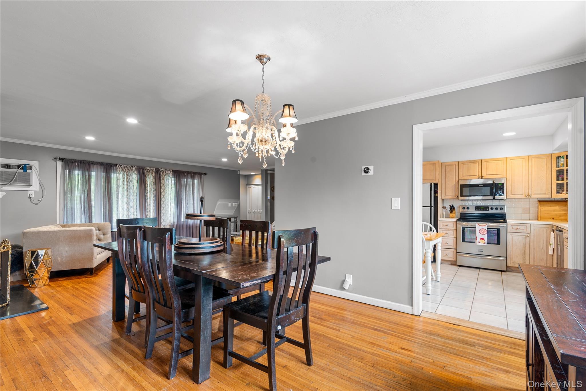 10 Cail Drive, East Rockaway, NY 11518